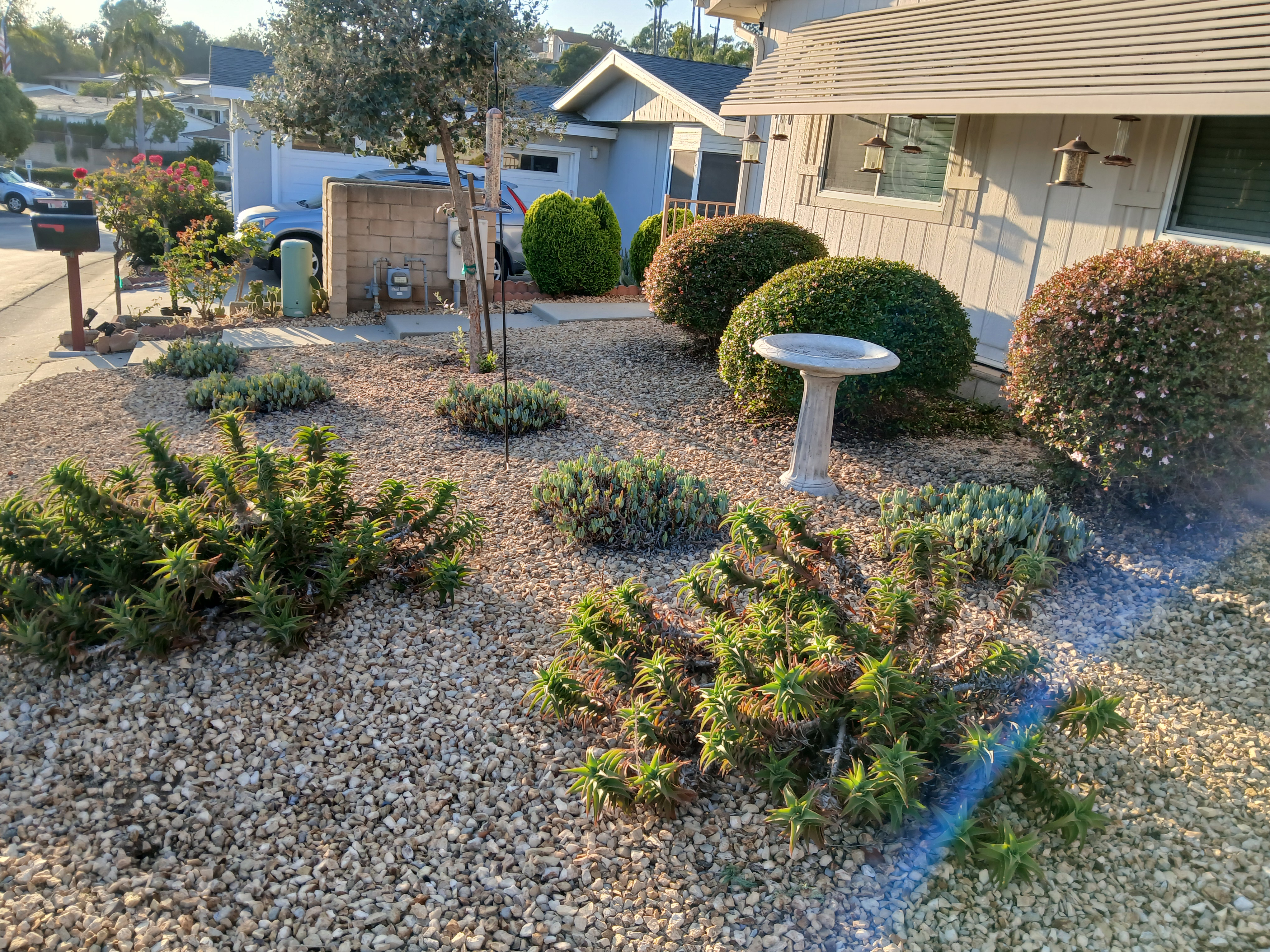 Gomez Landscaping - Unlicensed Contractor Logo