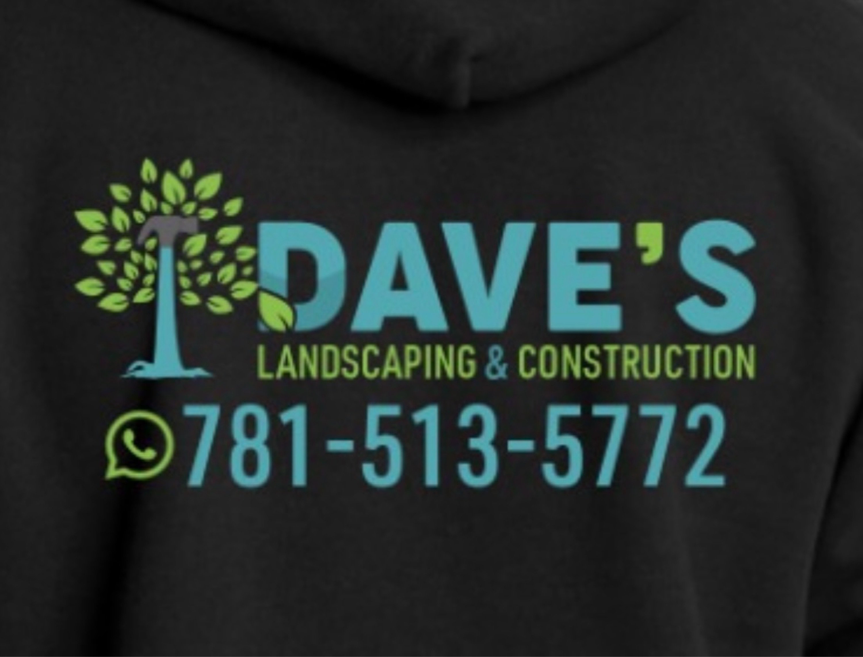 Daves Landscaping & Construction Logo