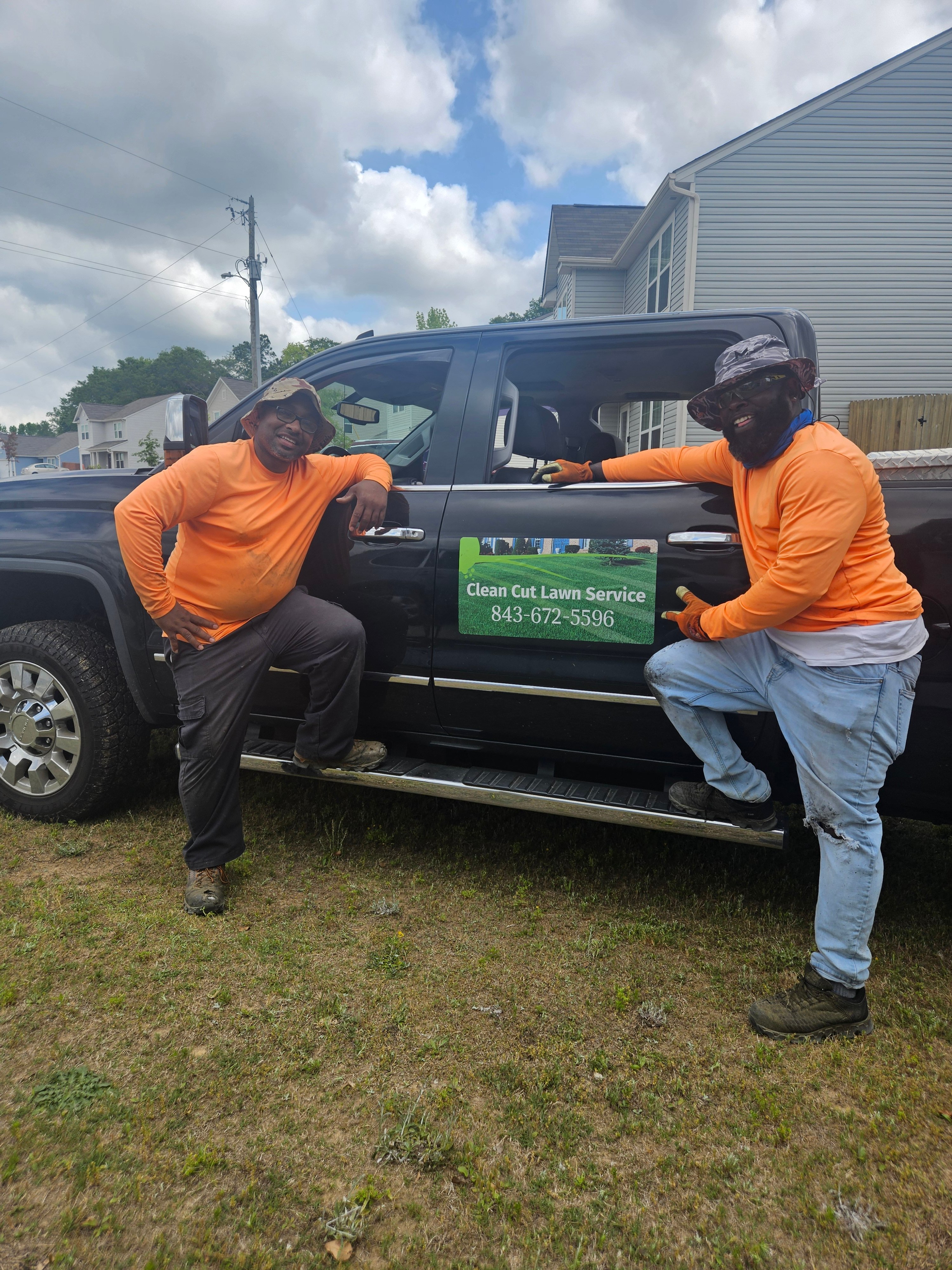 Clean Cut Lawn Service Logo