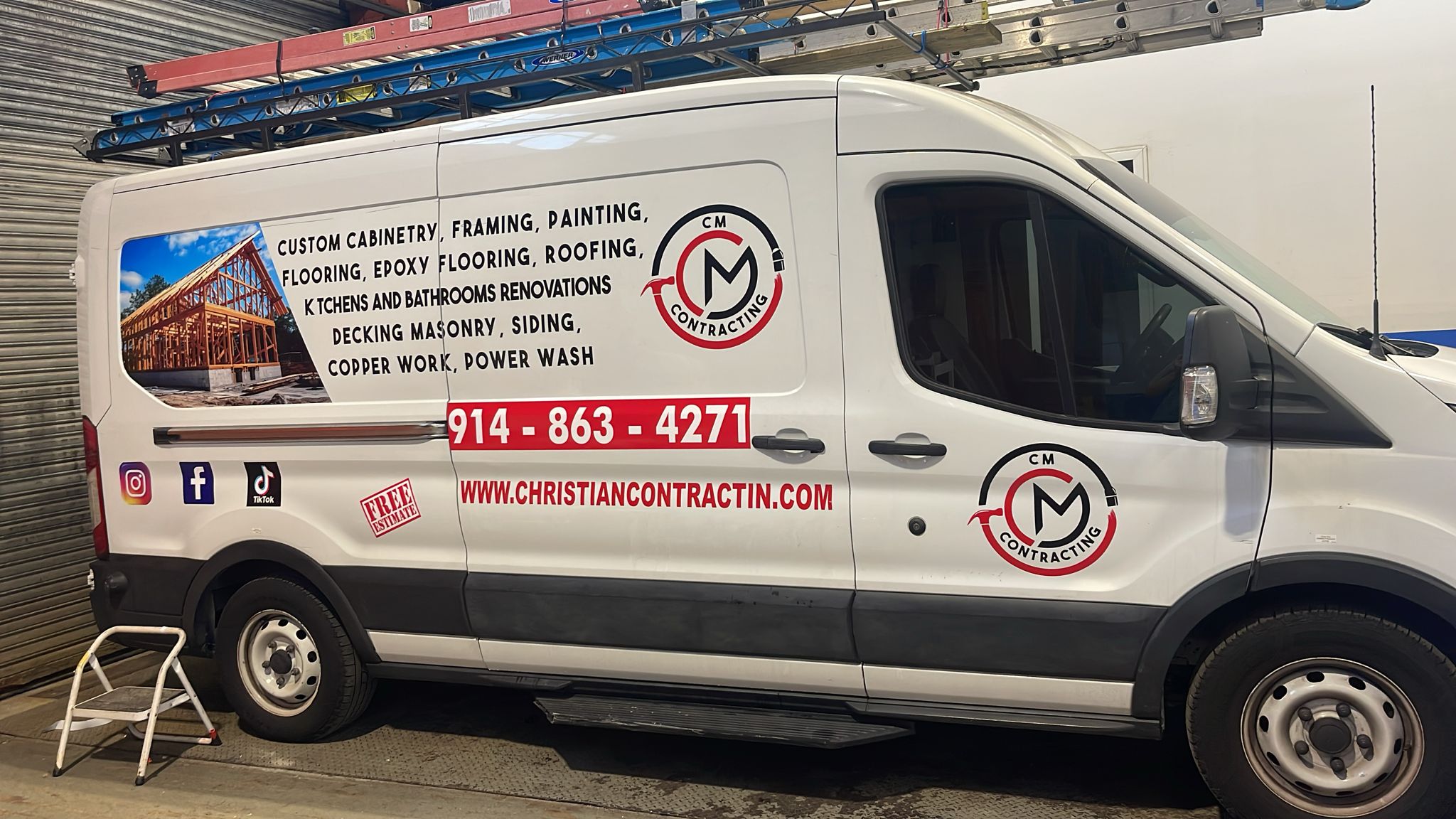 CM Contracting Logo