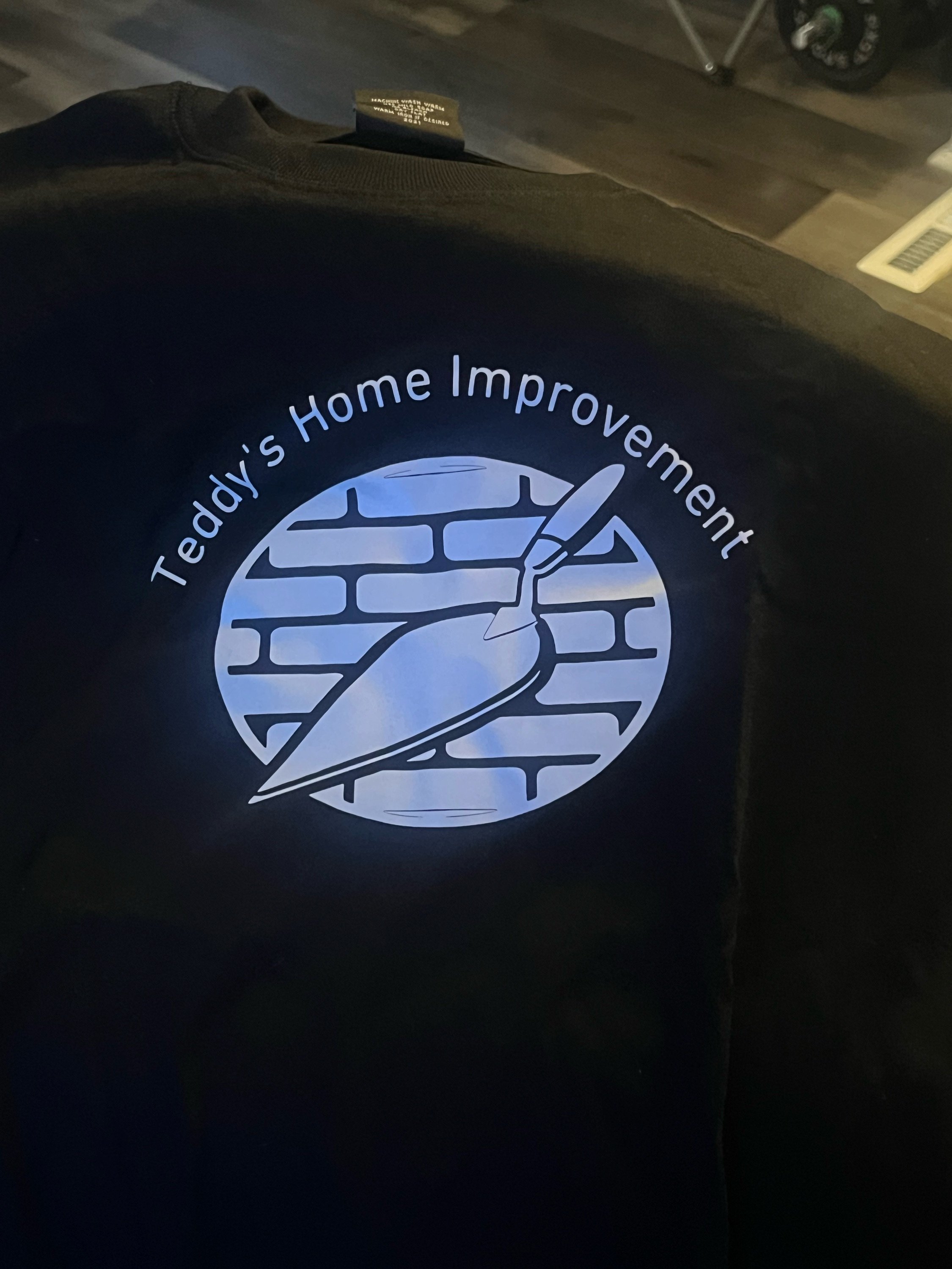 Tinker Home Improvement Logo