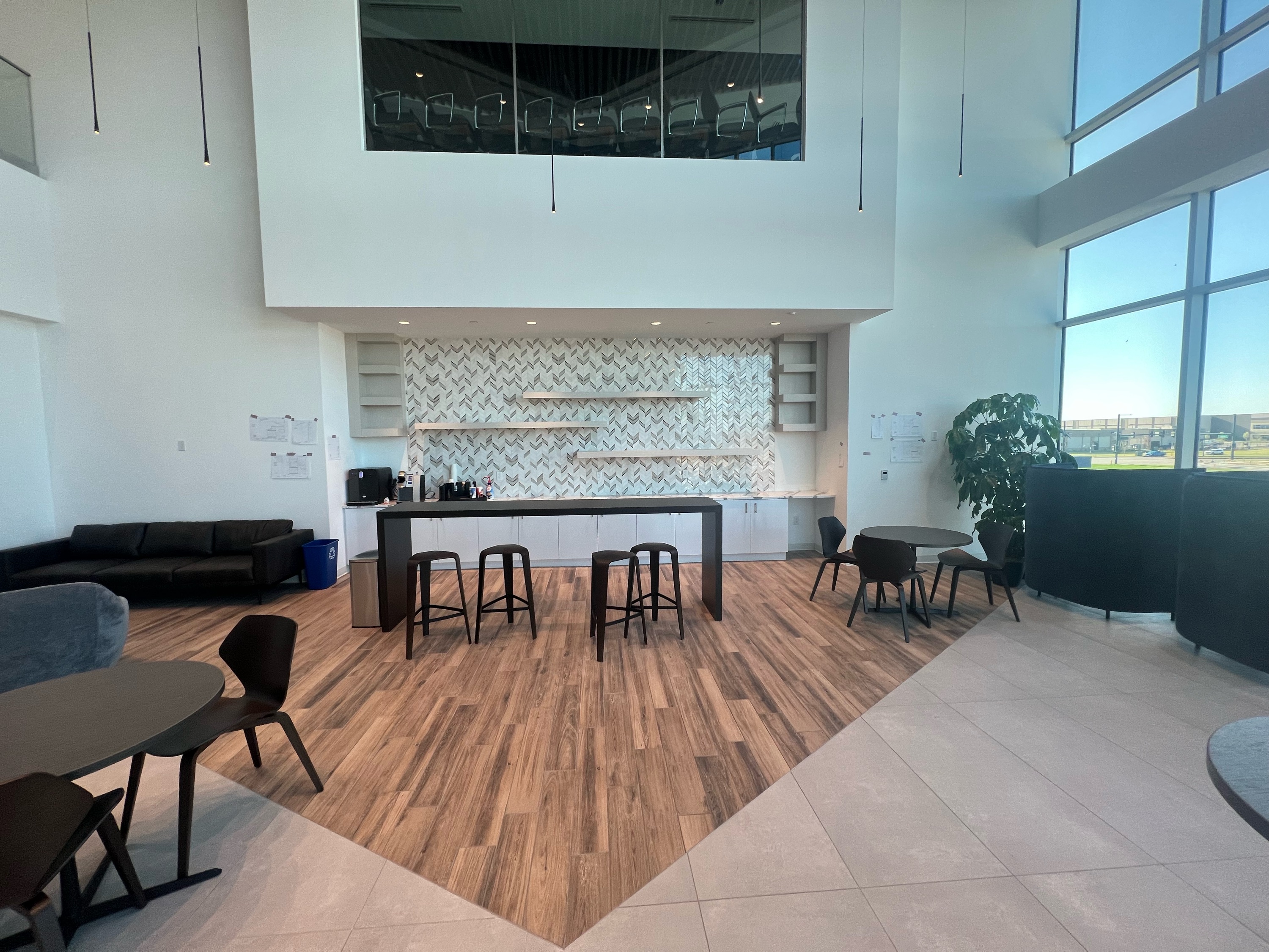 Michel Flooring LLC Logo