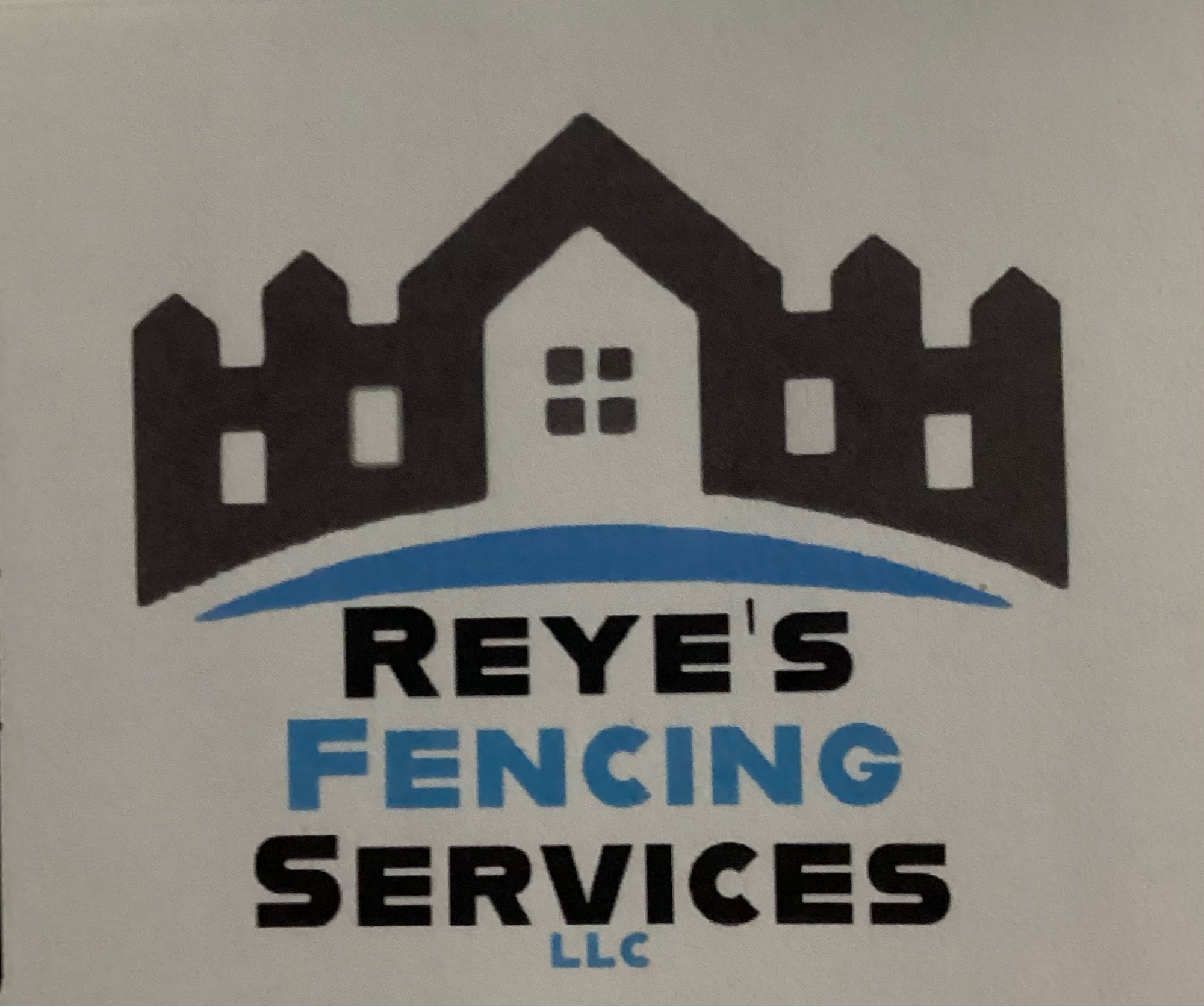 REYES FENCING LLC Logo