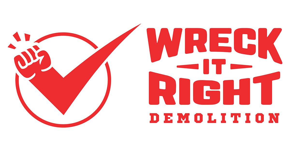 Wreck-It Right LLC Logo