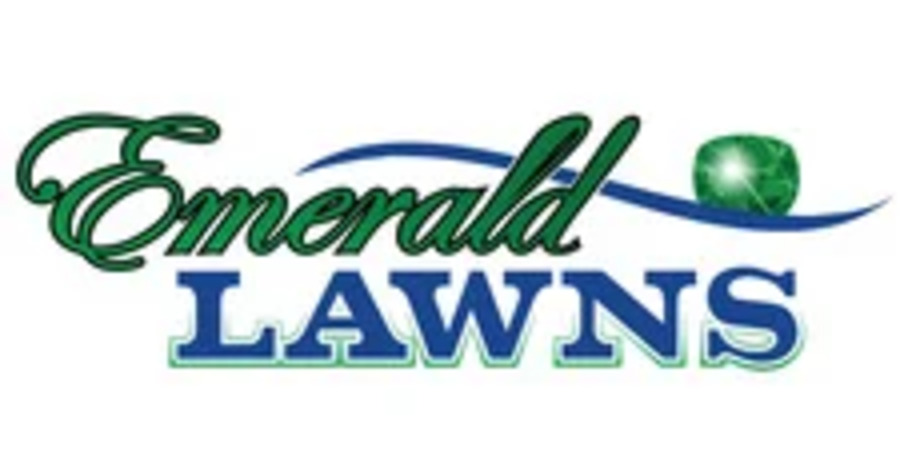 Emerald Lawns, LLC Logo