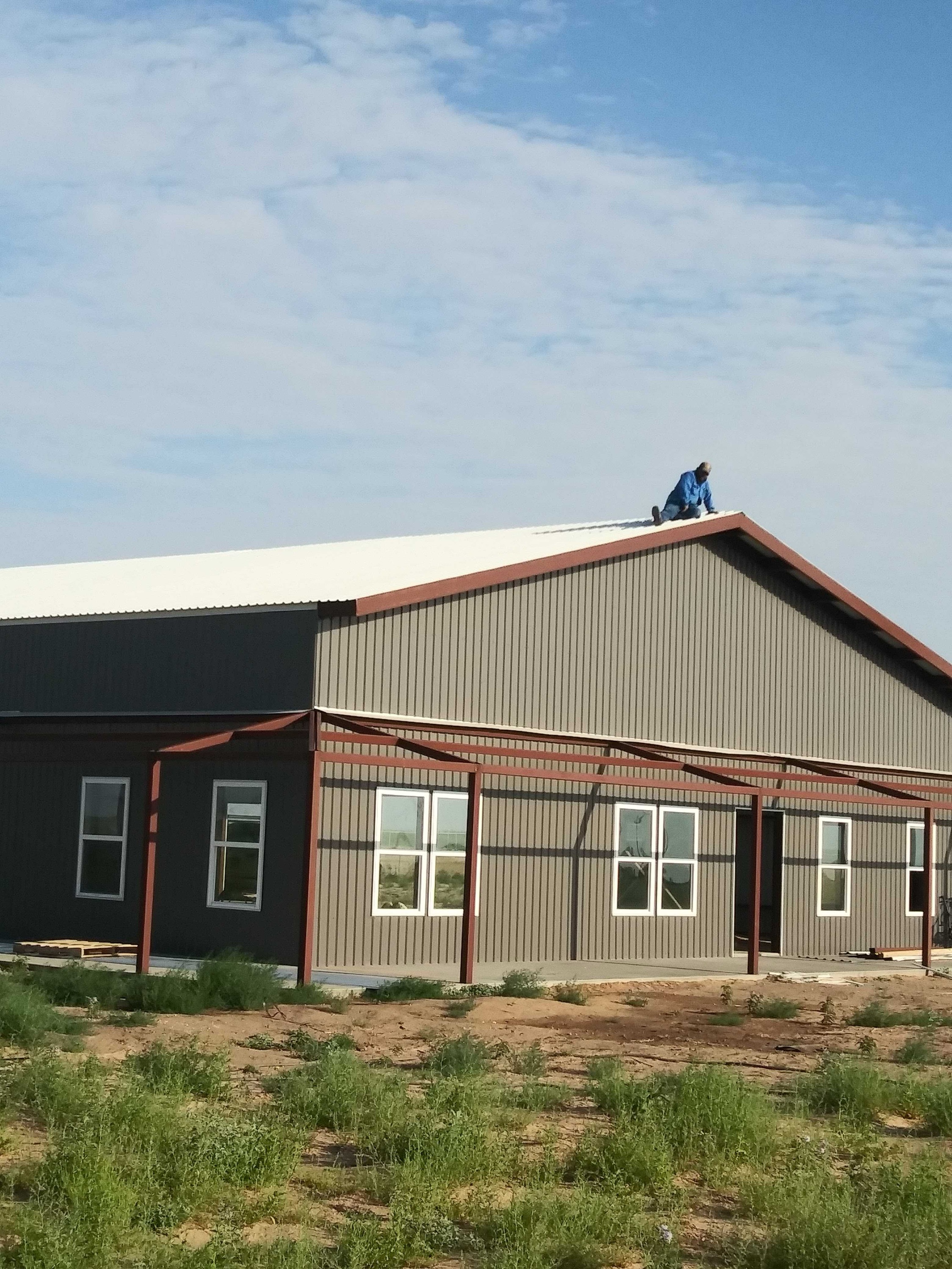 Alvarado Metal Design and Build Logo
