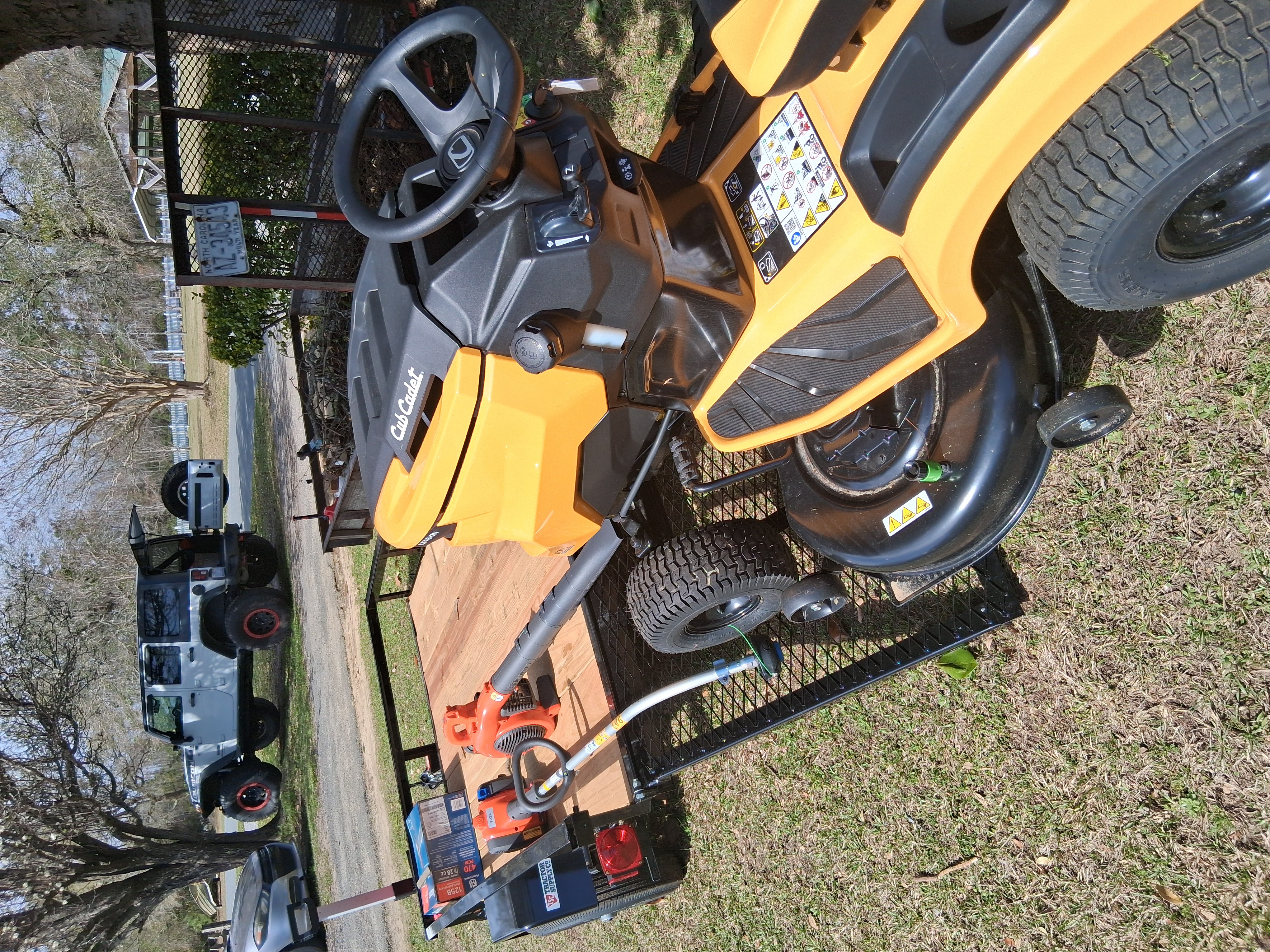 Mowing Junkie Logo