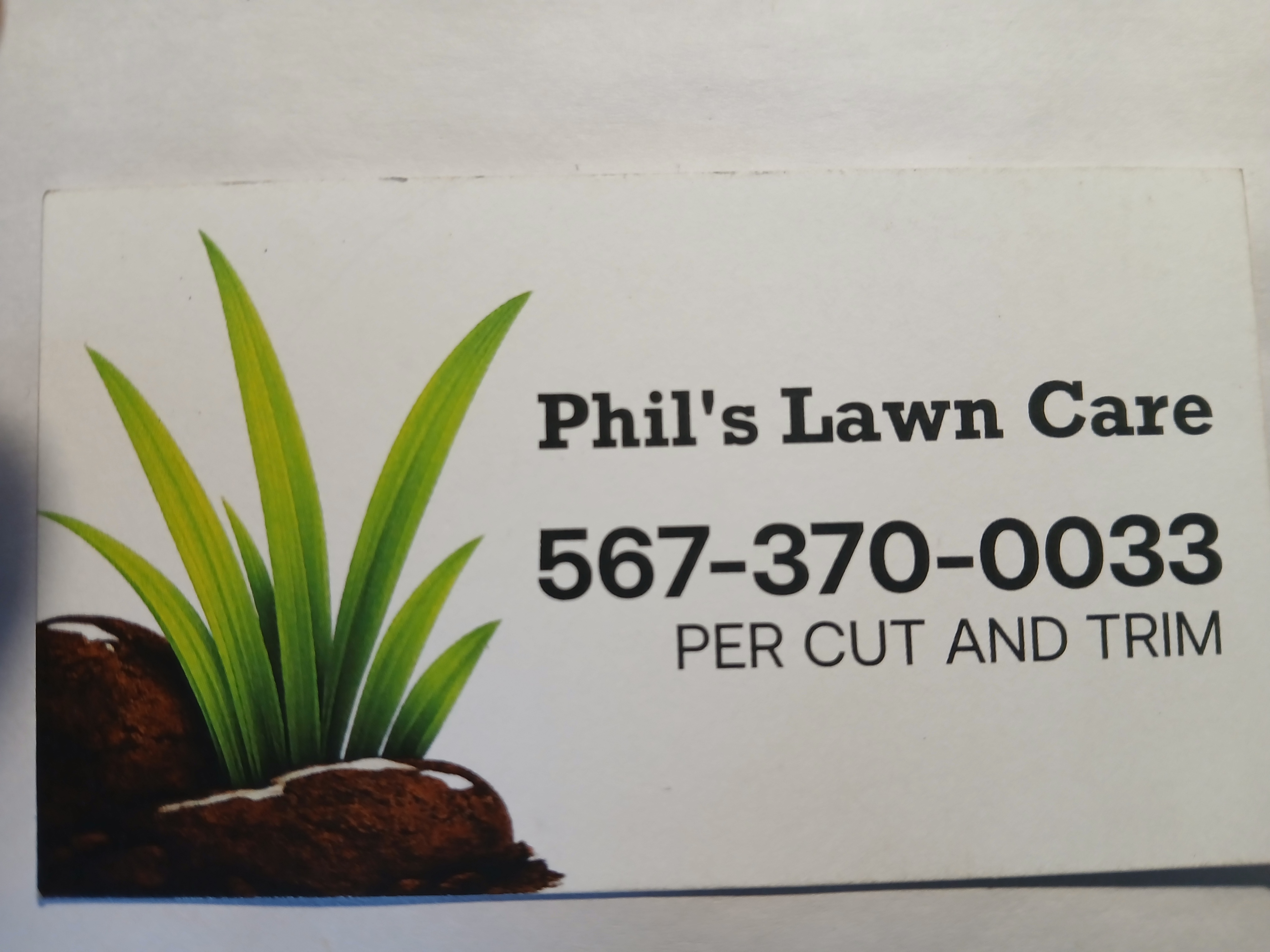 Phil's Lawn Care Logo