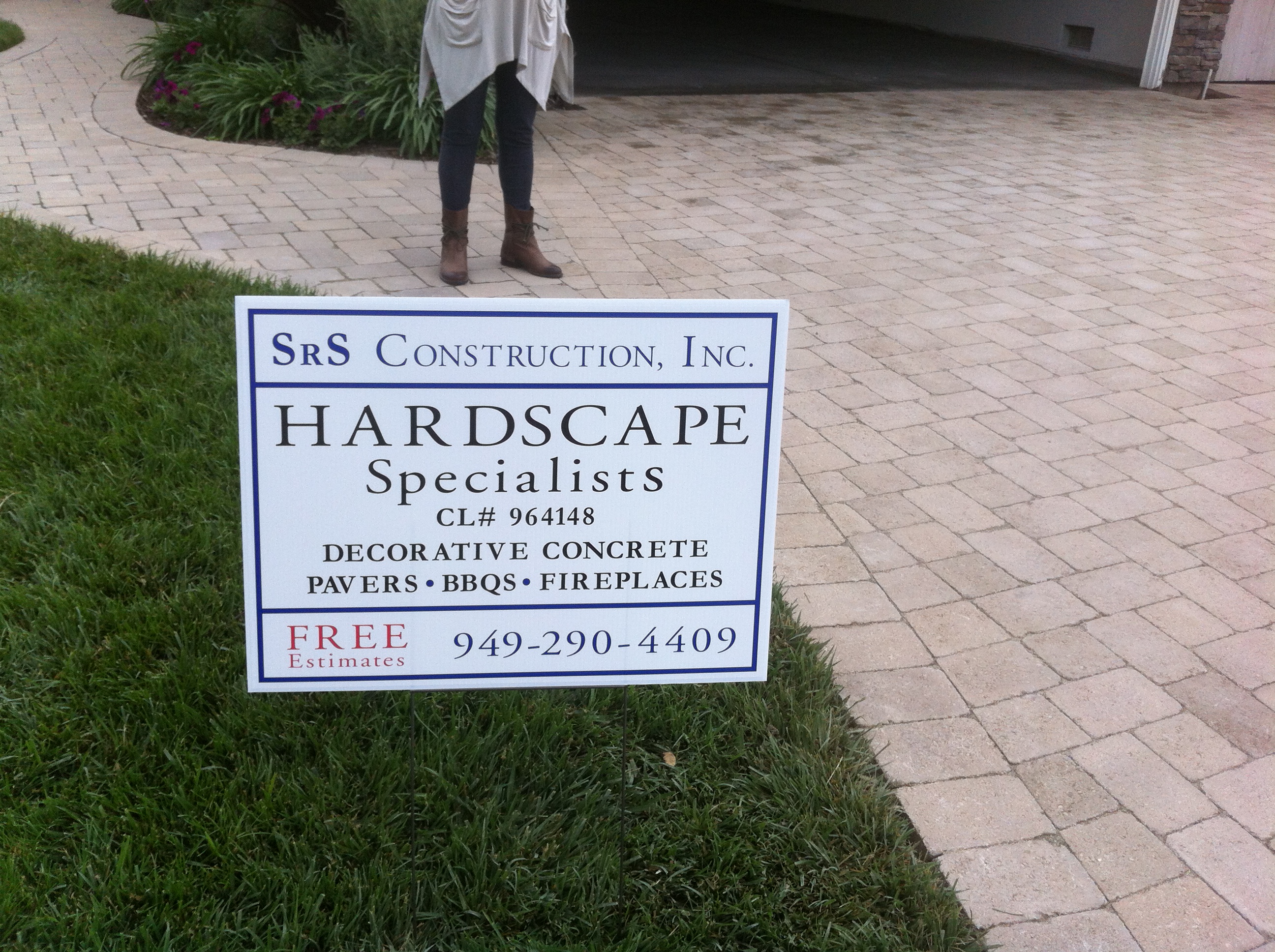 SRS Concrete Construction Logo