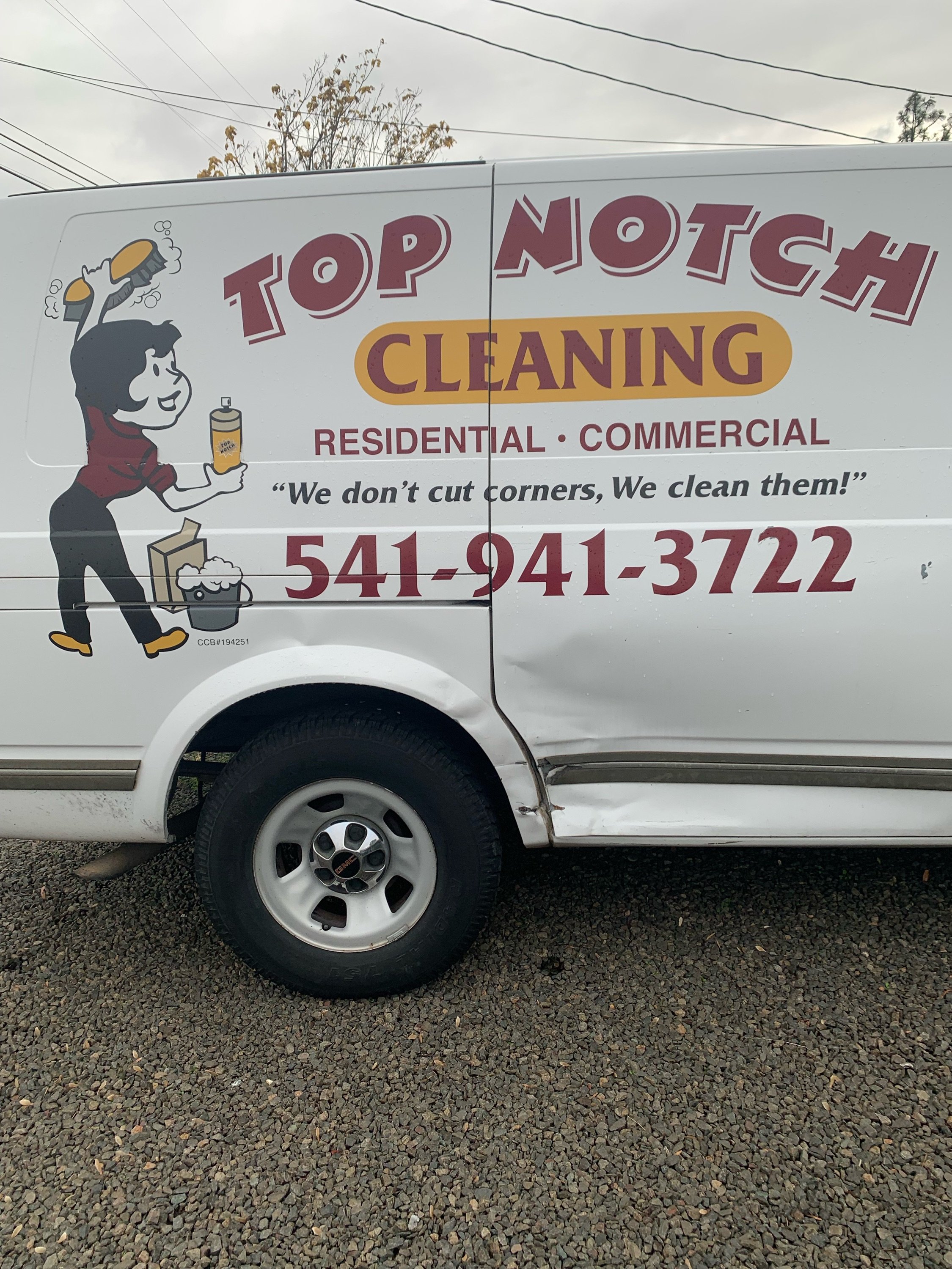 Top Notch Cleaning, LLC Logo