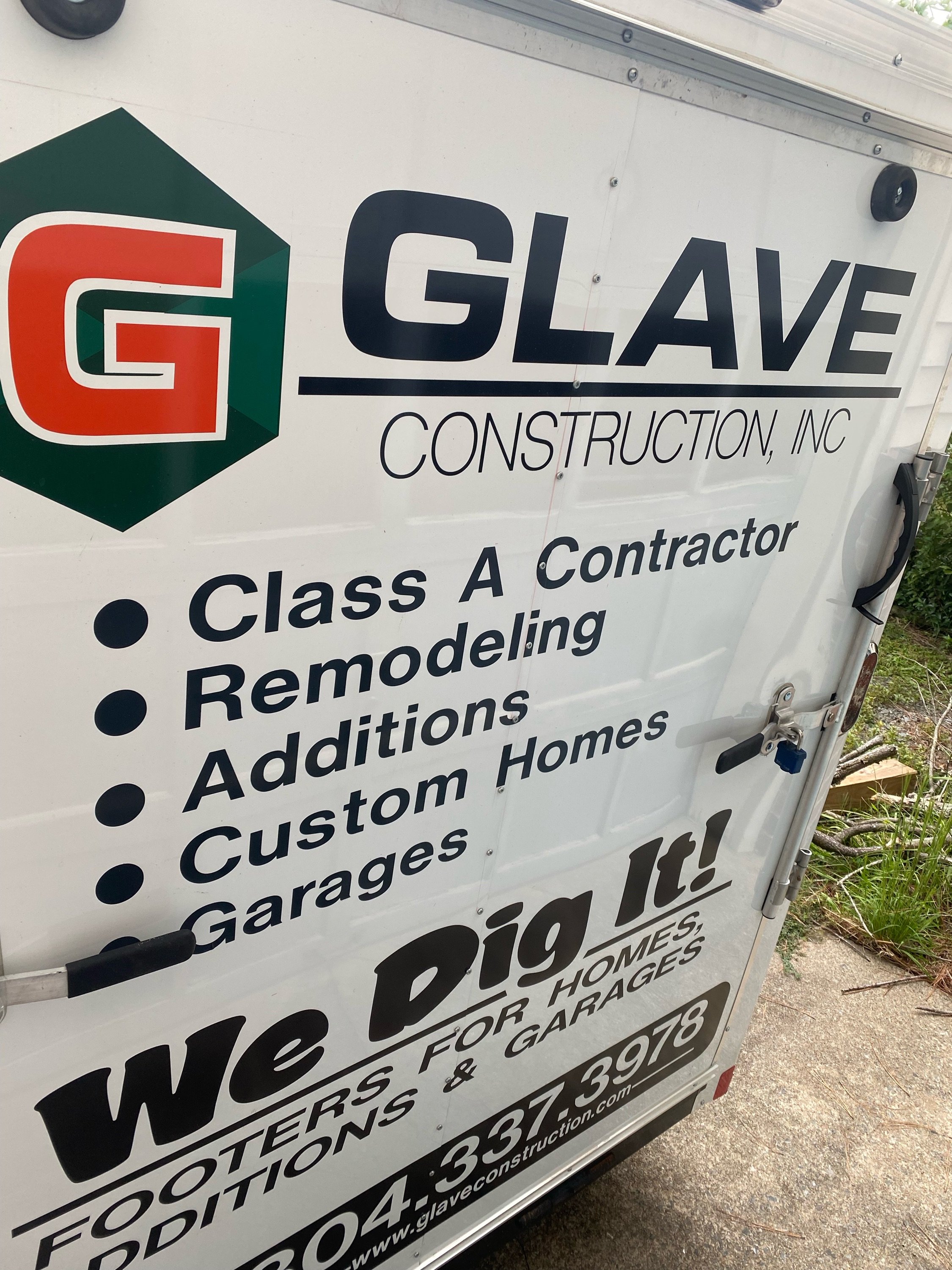 Glave Construction, Inc. Logo