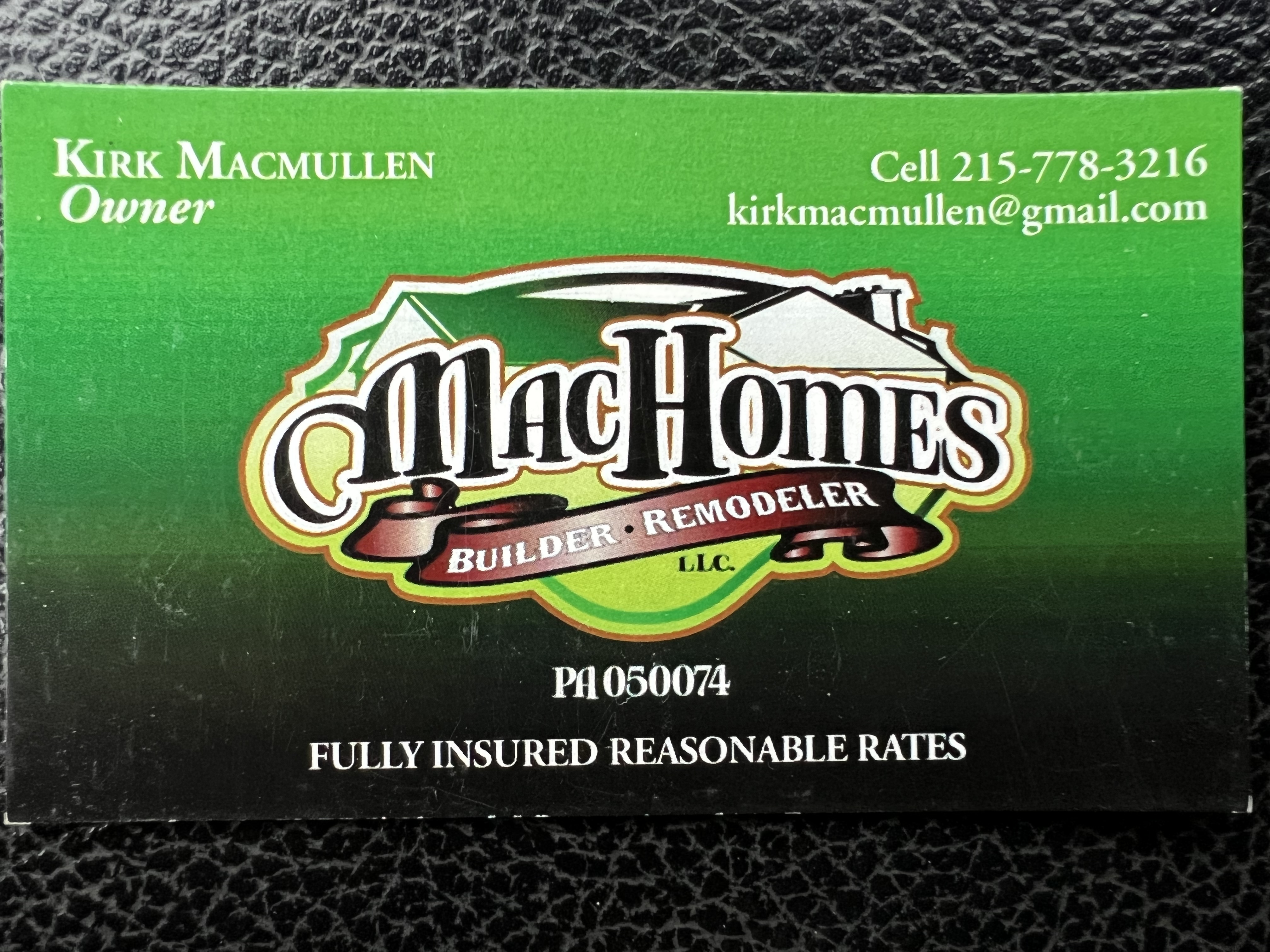 MacHomes, LLC Logo