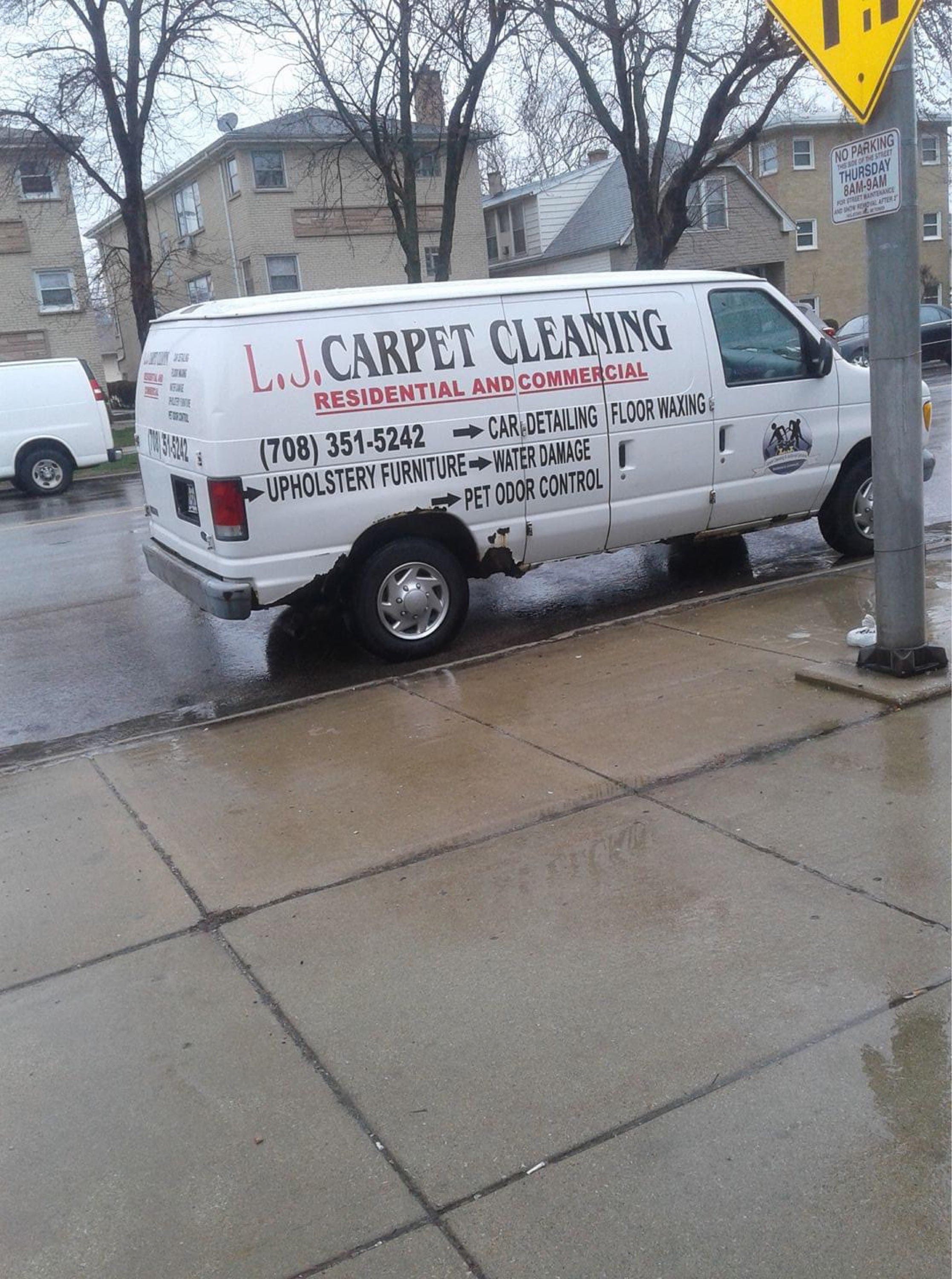 LJ Carpet Cleaning and Janitorial Logo