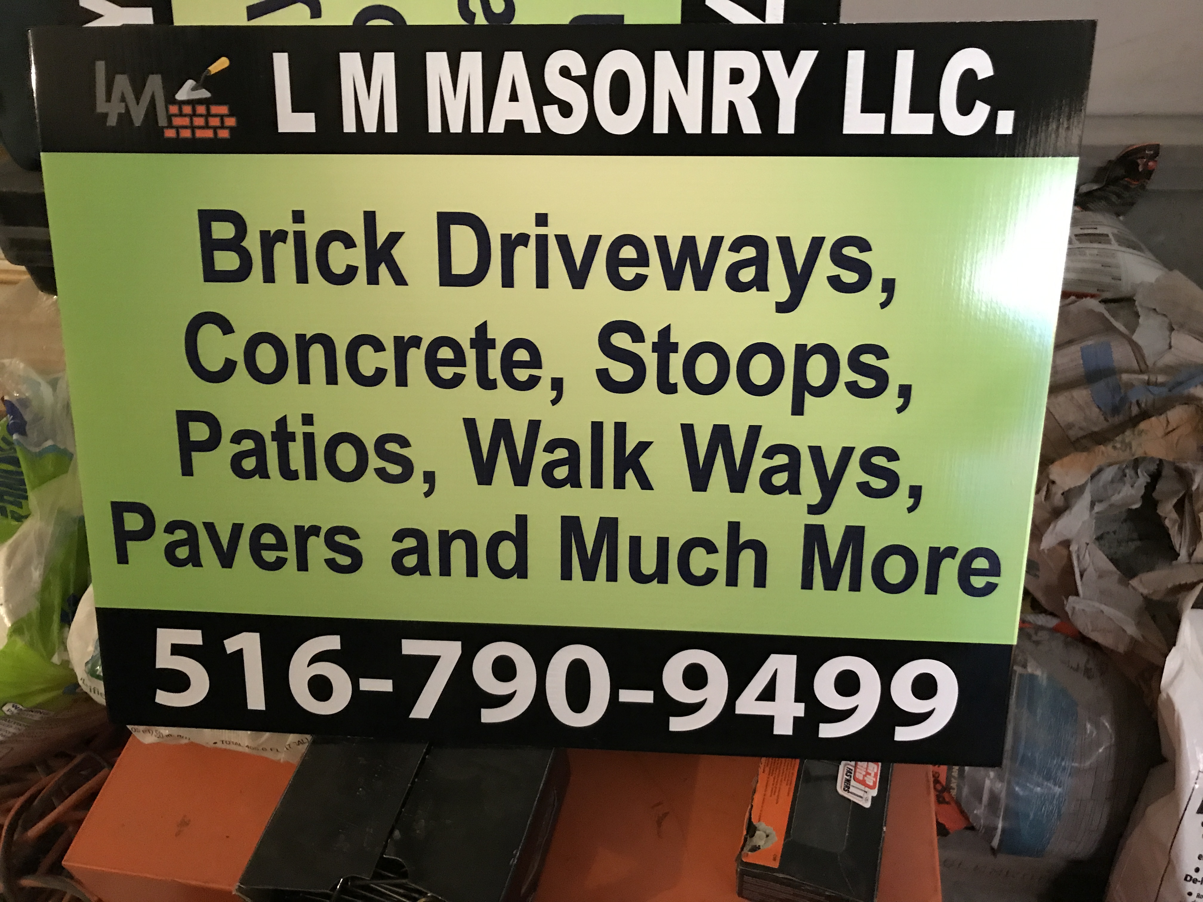 LM Masonry, LLC Logo