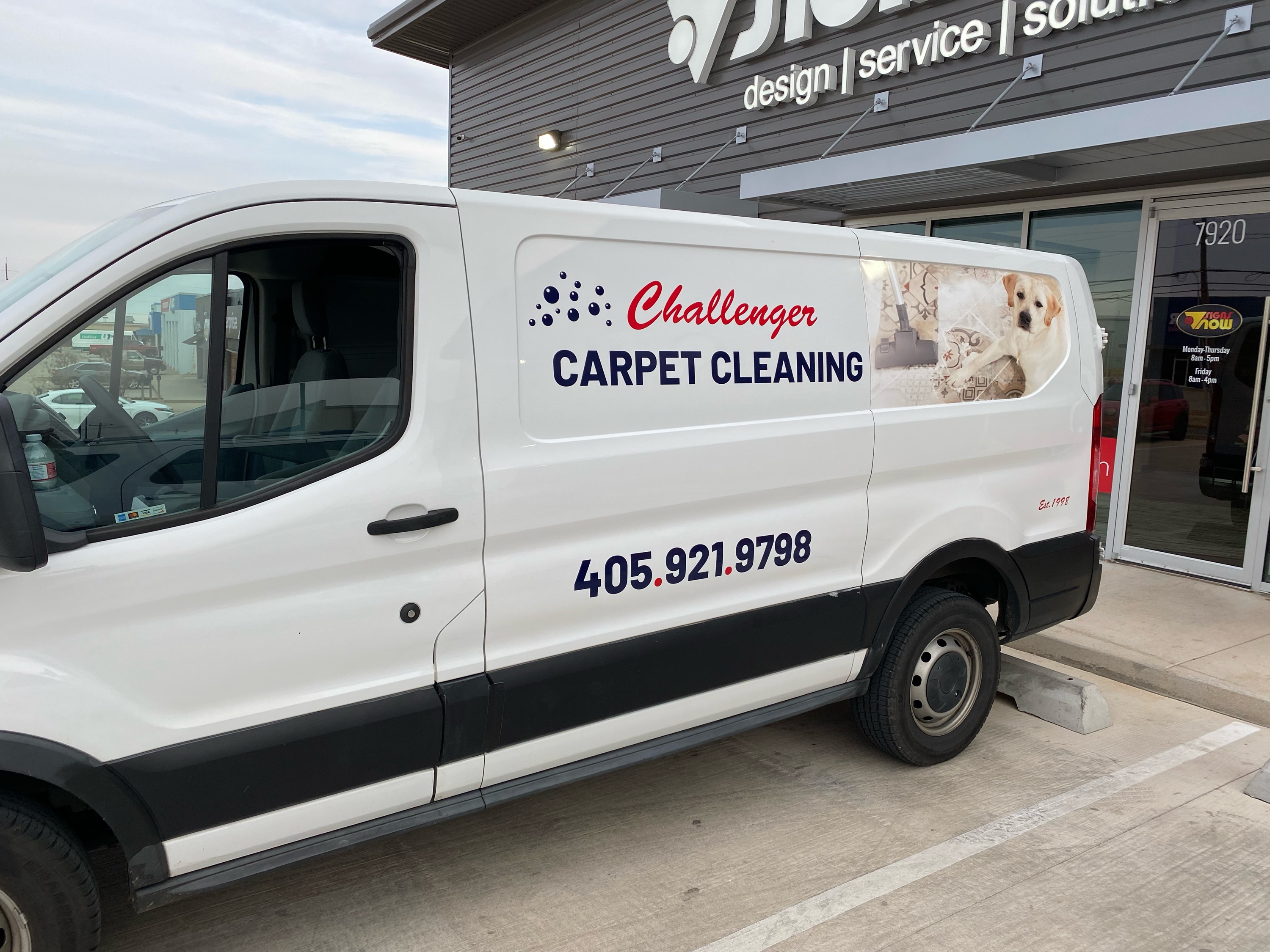 Challenger Carpet Cleaning Logo