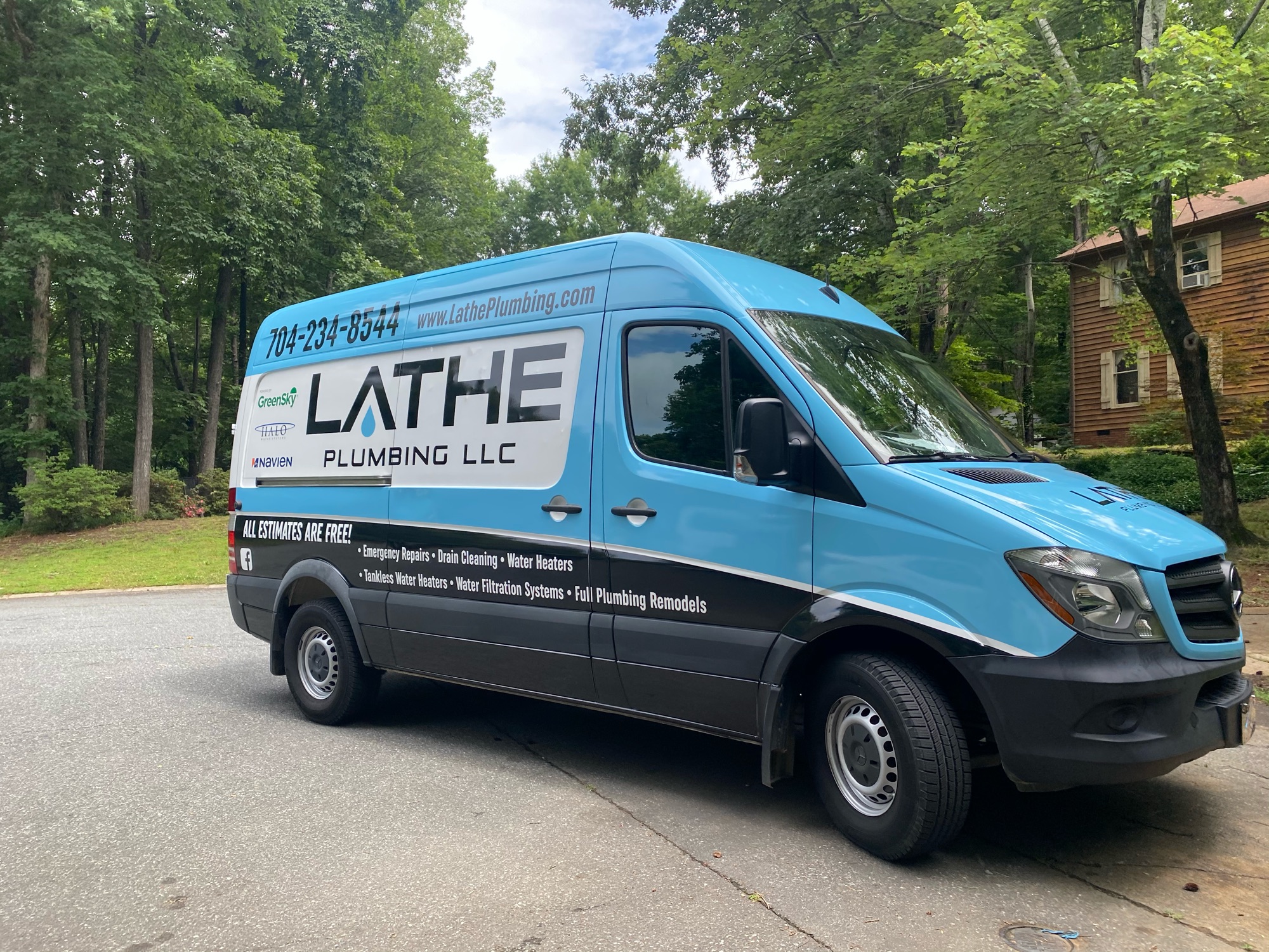 Lathe Plumbing, LLC Logo