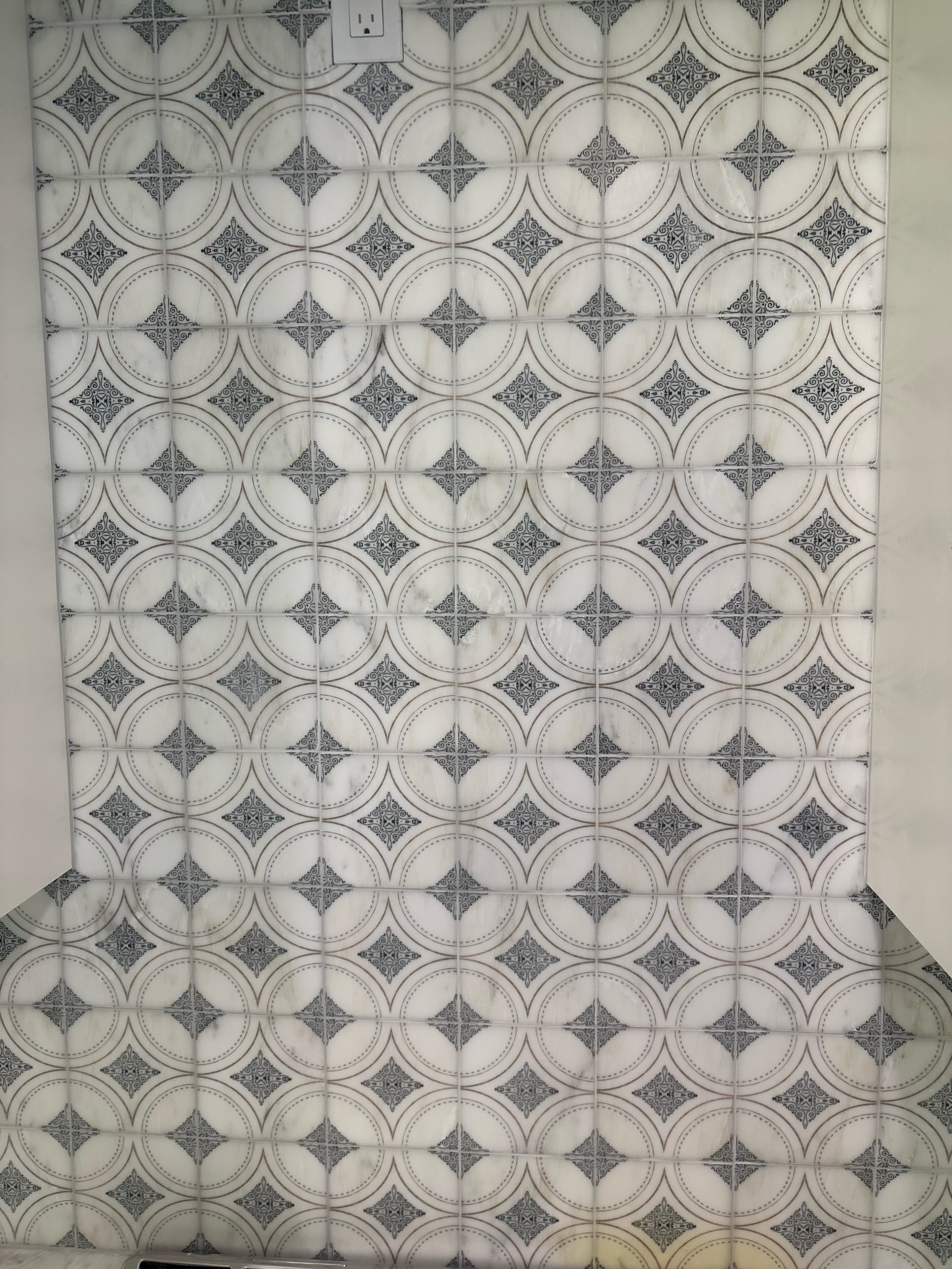 EnCC Tile Inc Logo