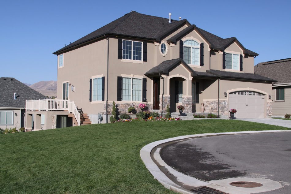 Superior Home Improvement, Inc. Logo