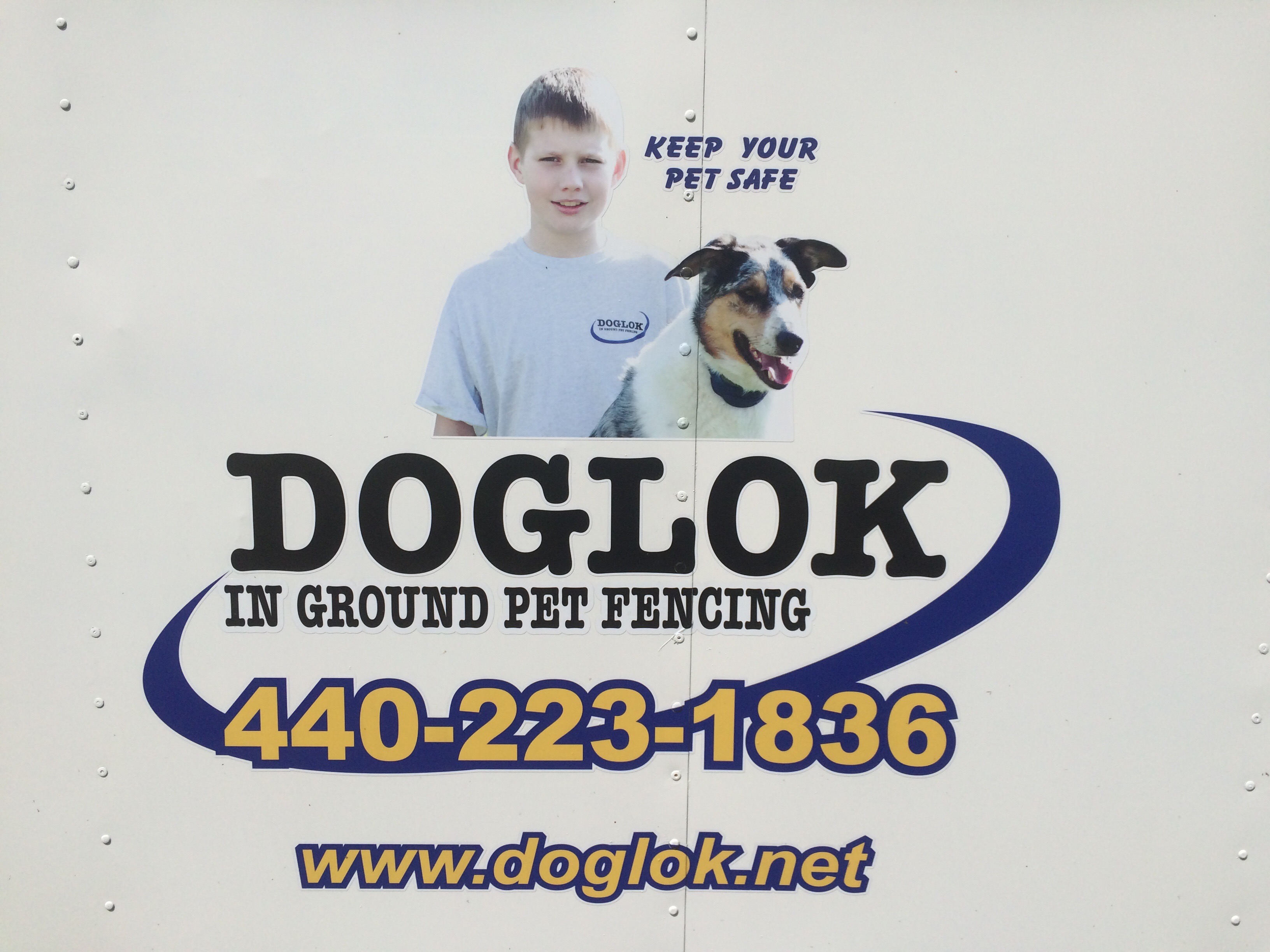 Doglok, Inc. Logo