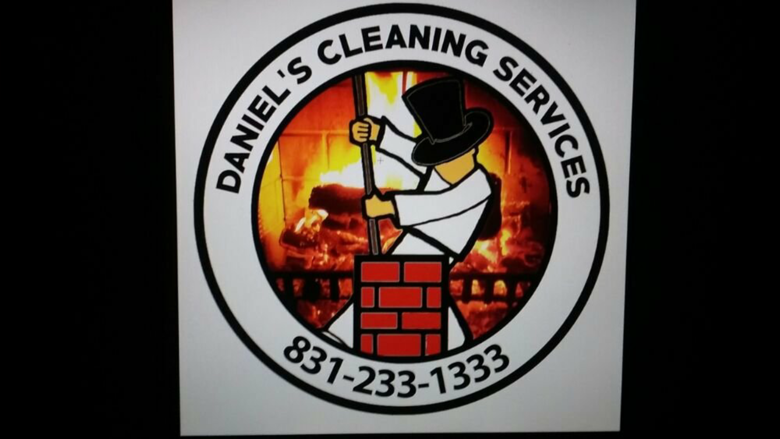 Daniel's Cleaning Service Logo