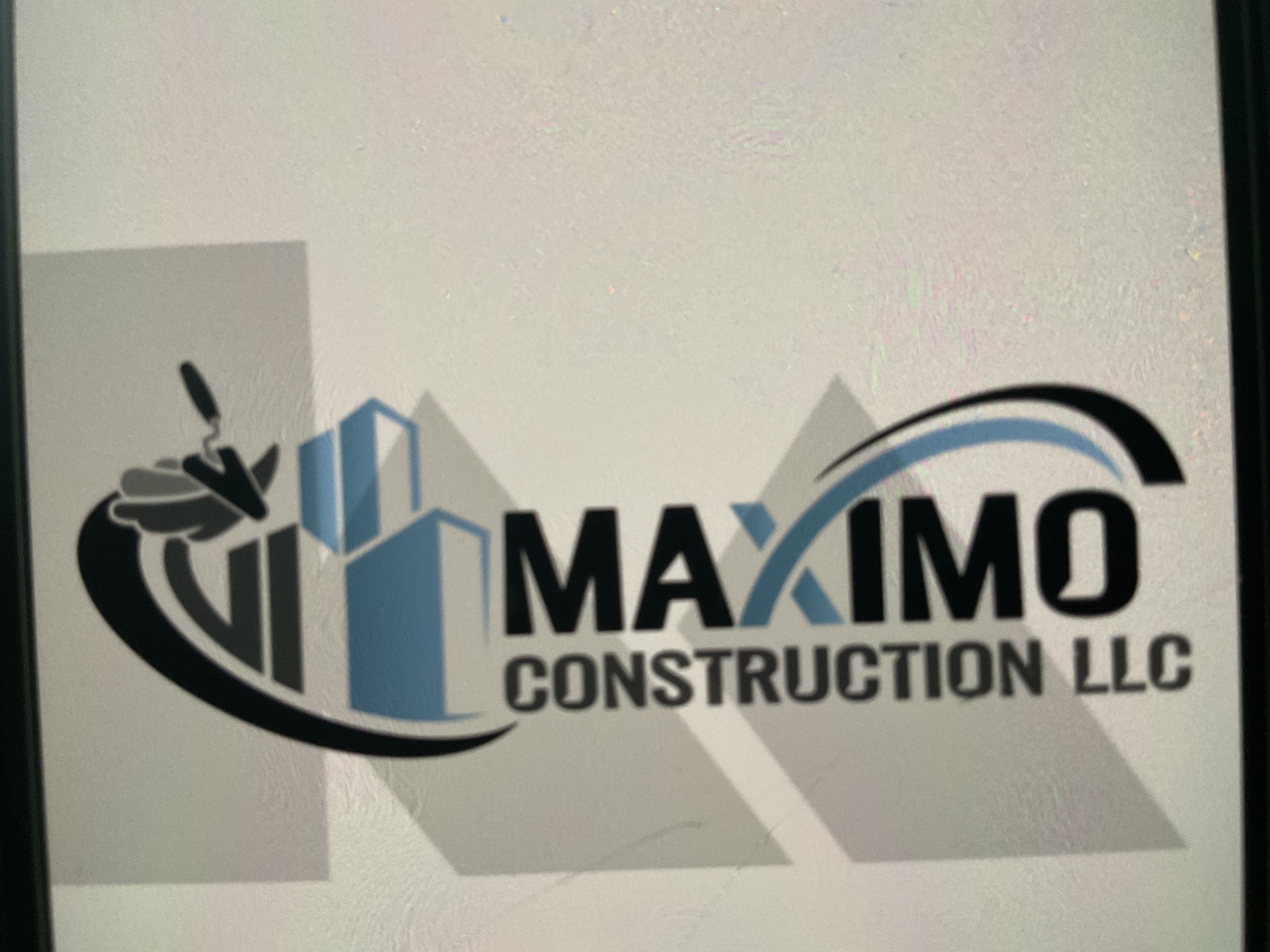 Maximo Construction, LLC Logo