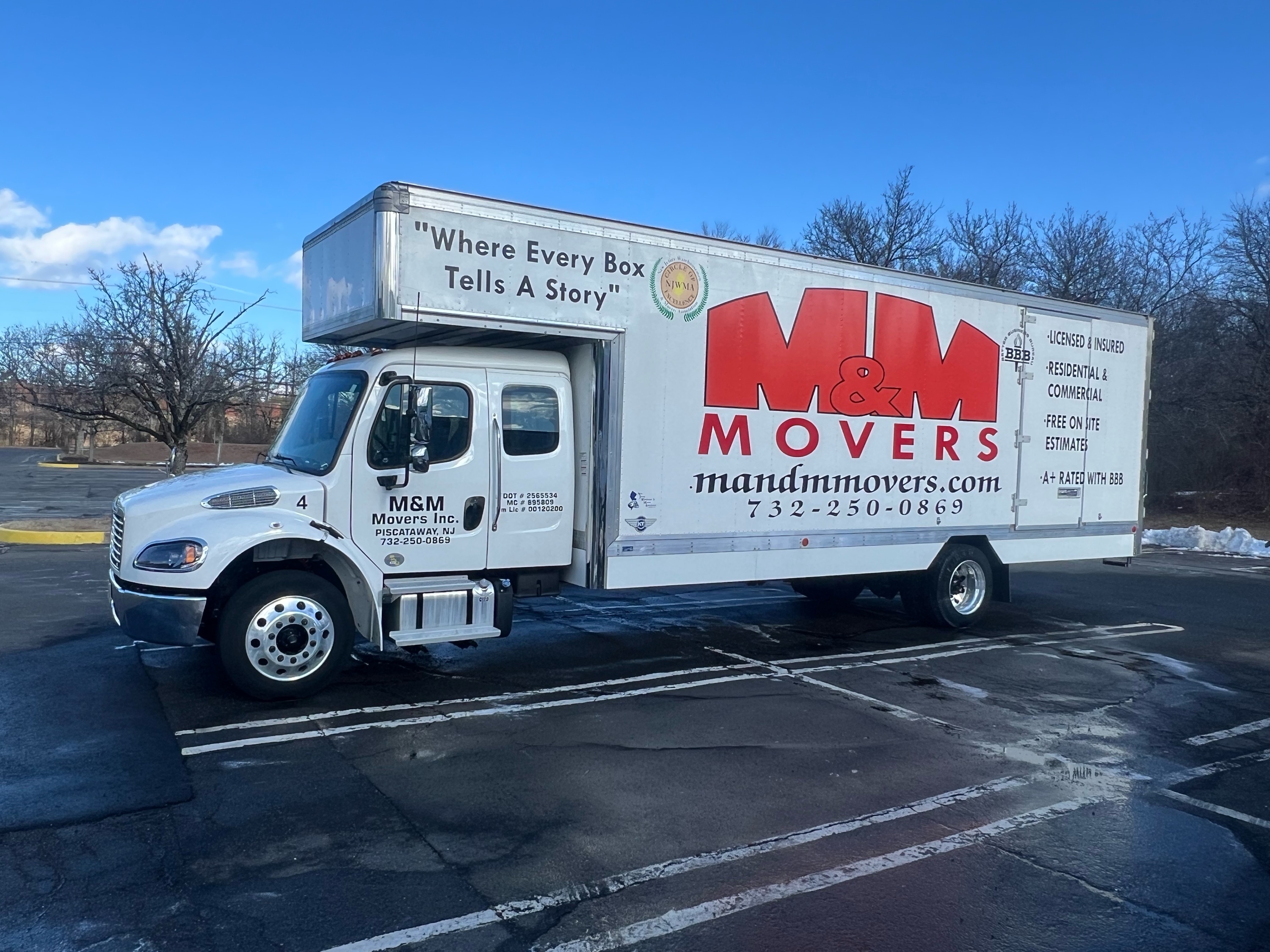 M&M Movers, Inc. Logo