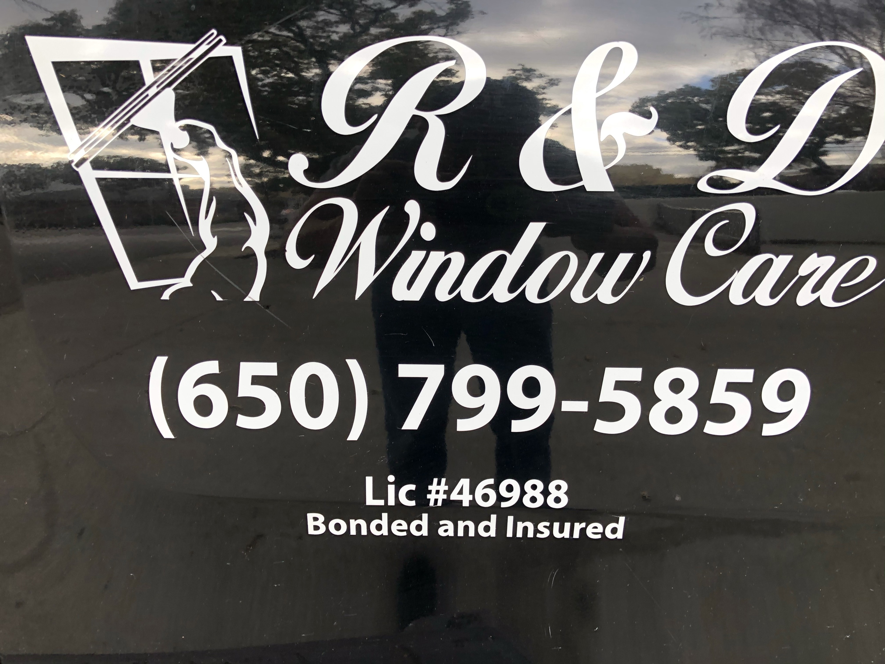 R & D Window Care Logo