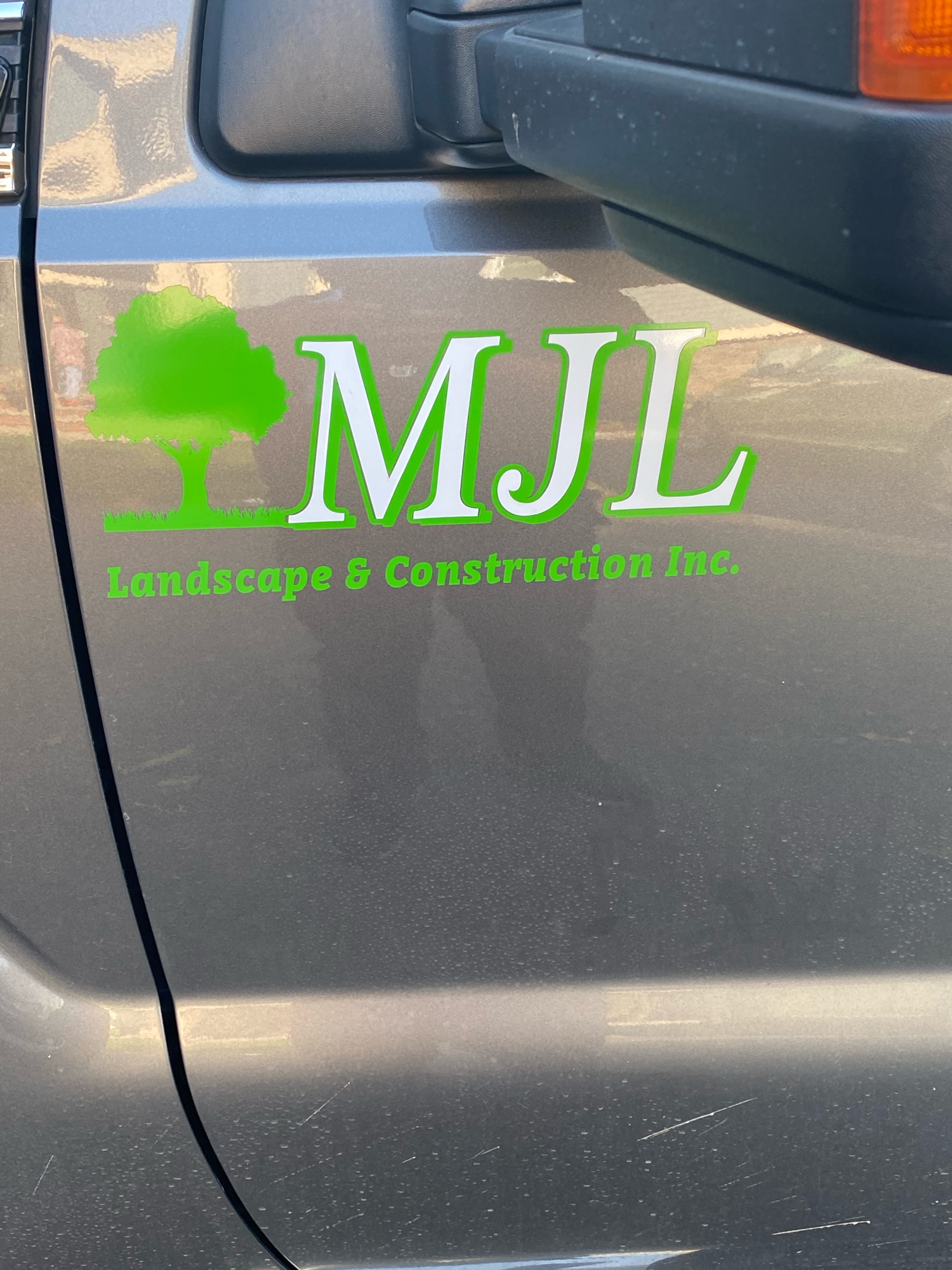 Pro-MJL Landscape & Construction, Inc. Logo