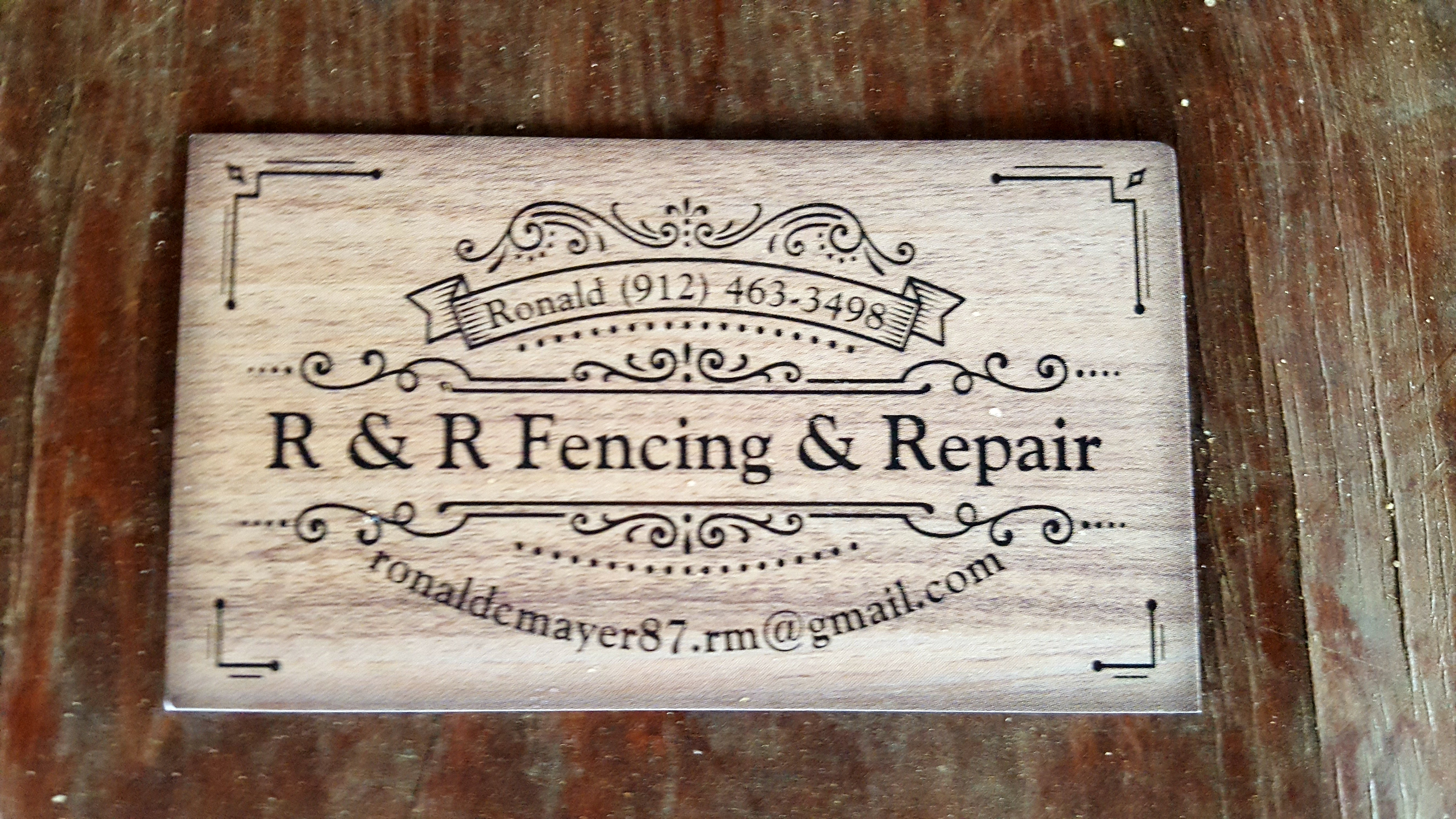R&R Fencing & Repairs Logo