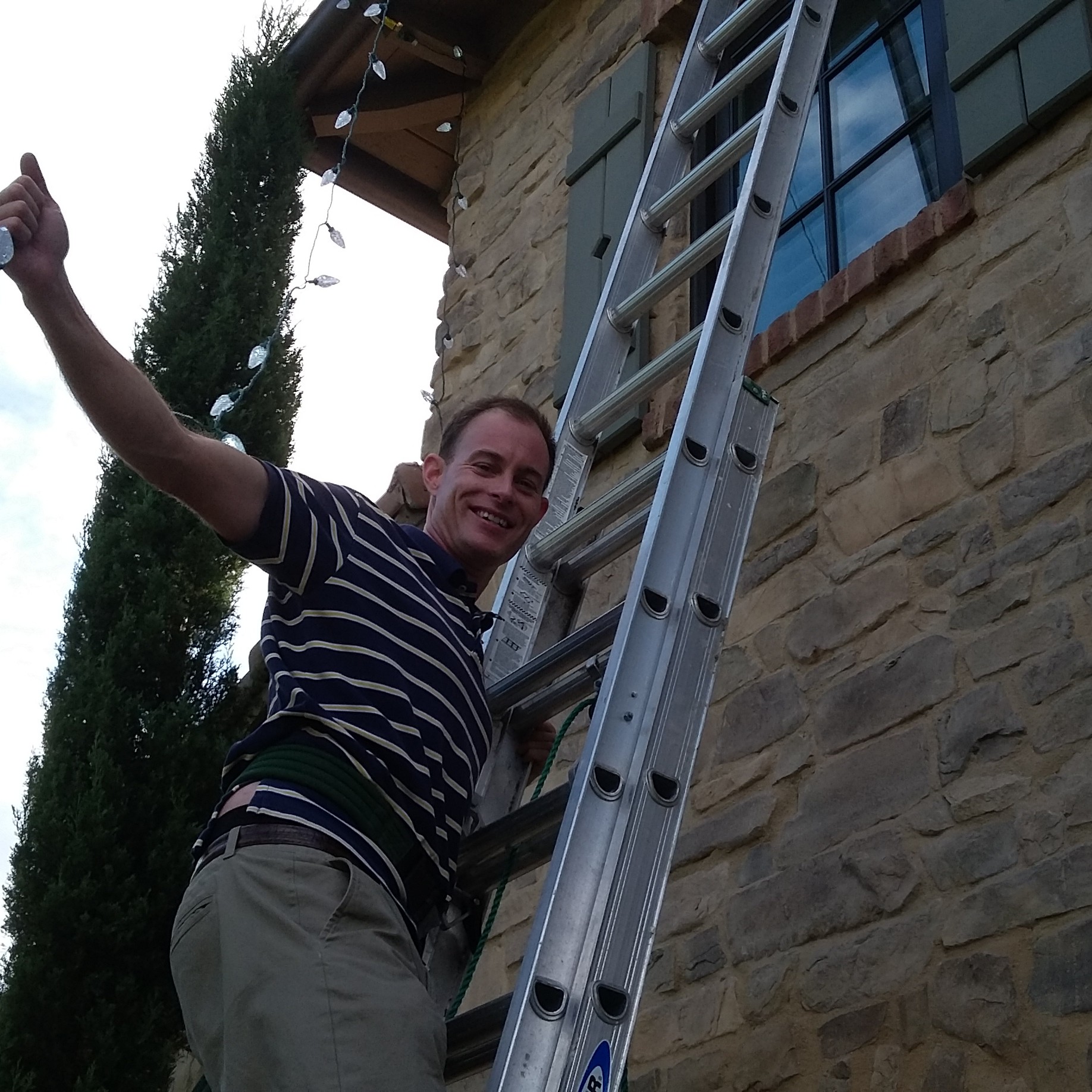Sean Clarke Handyman San Clemente- Unlicensed Contractor Logo