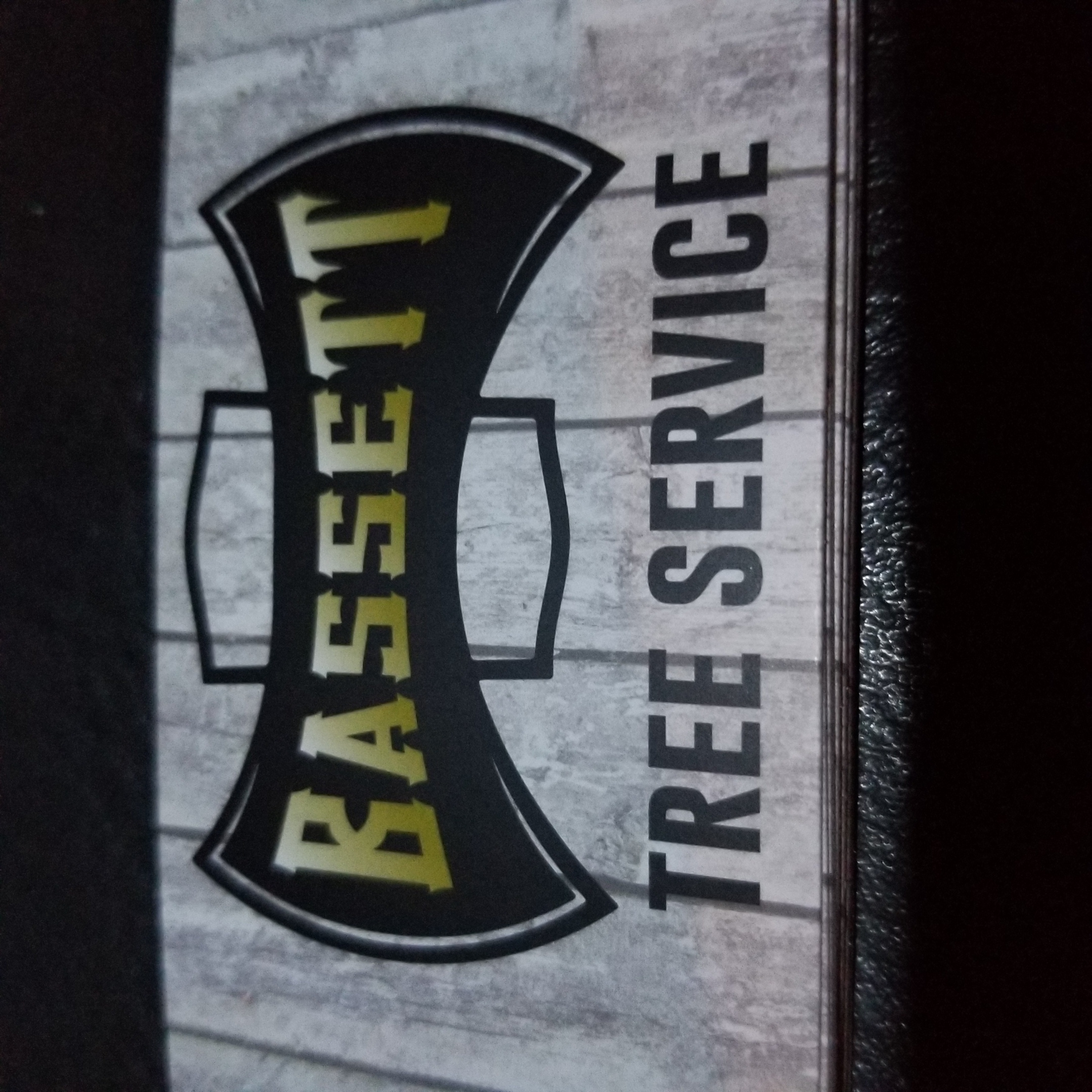 Bassett Tree Service Logo