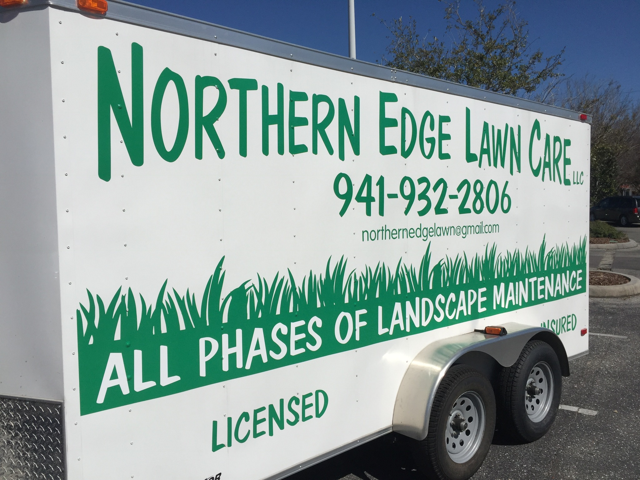 Northern Edge Lawn And Landscape, LLC Logo