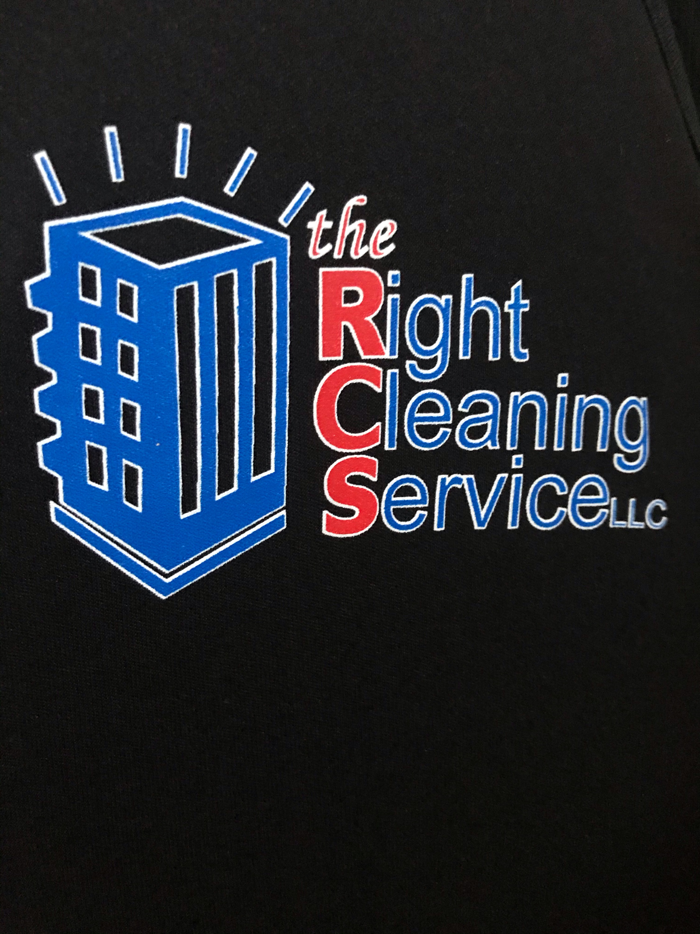 The Right Cleaning Service Logo