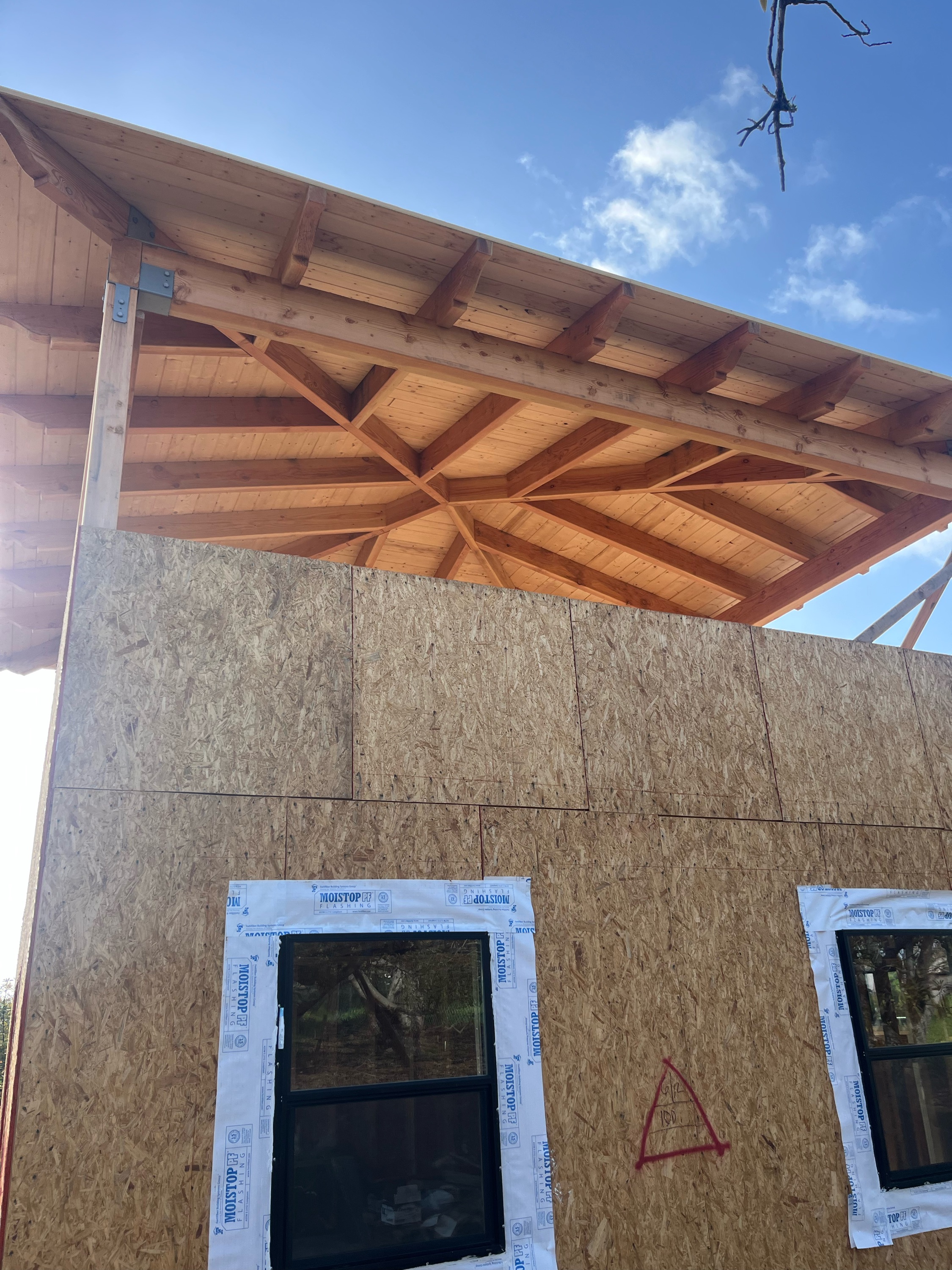 Lupe Pina Construction Logo