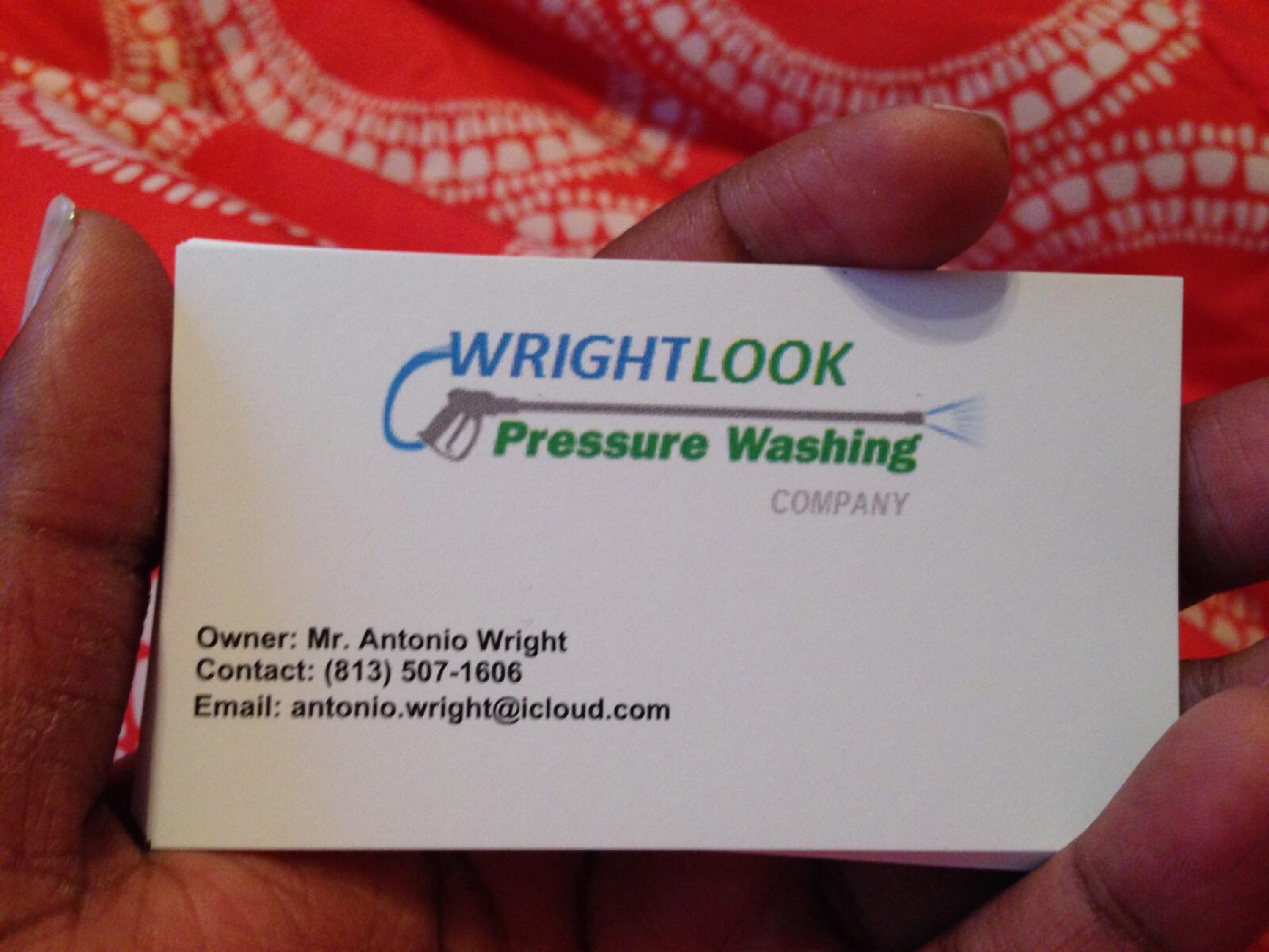 Wrightlook Pressure Washing Company, LLC Logo