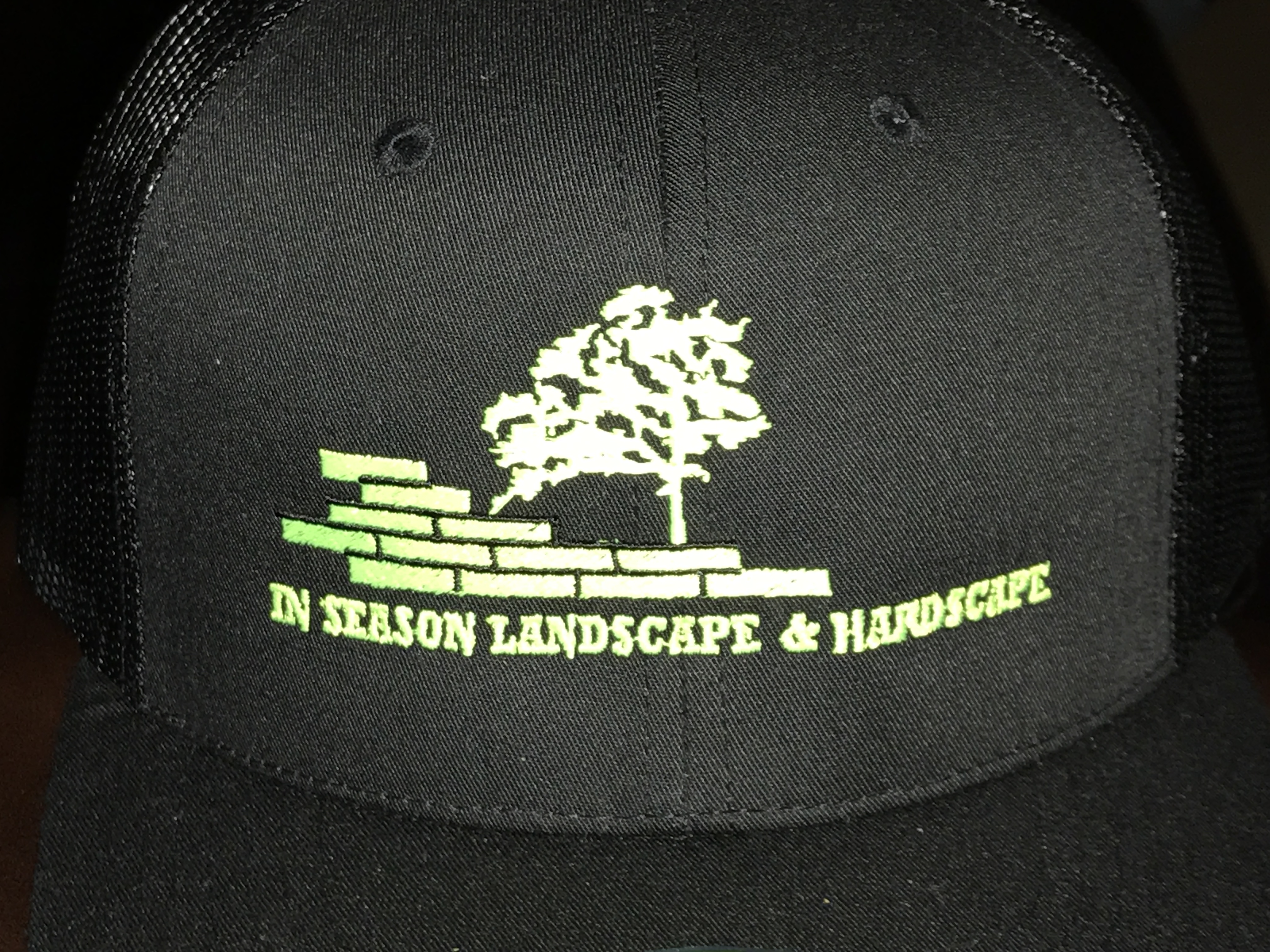 In Season Landscape & Hardscape, Inc. Logo