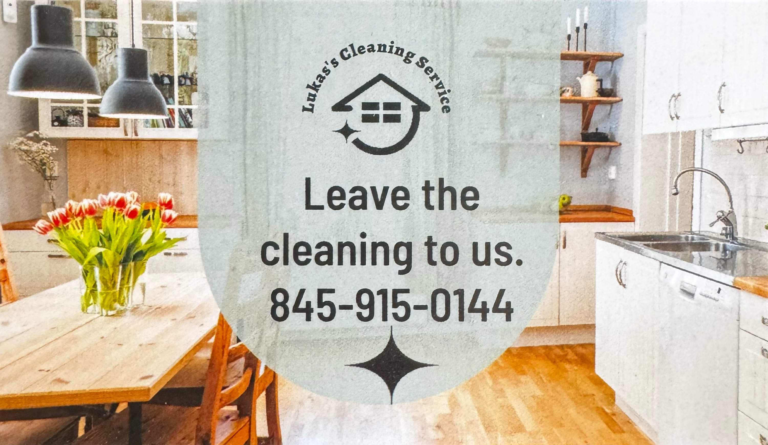 Lukas Cleaning Service Logo