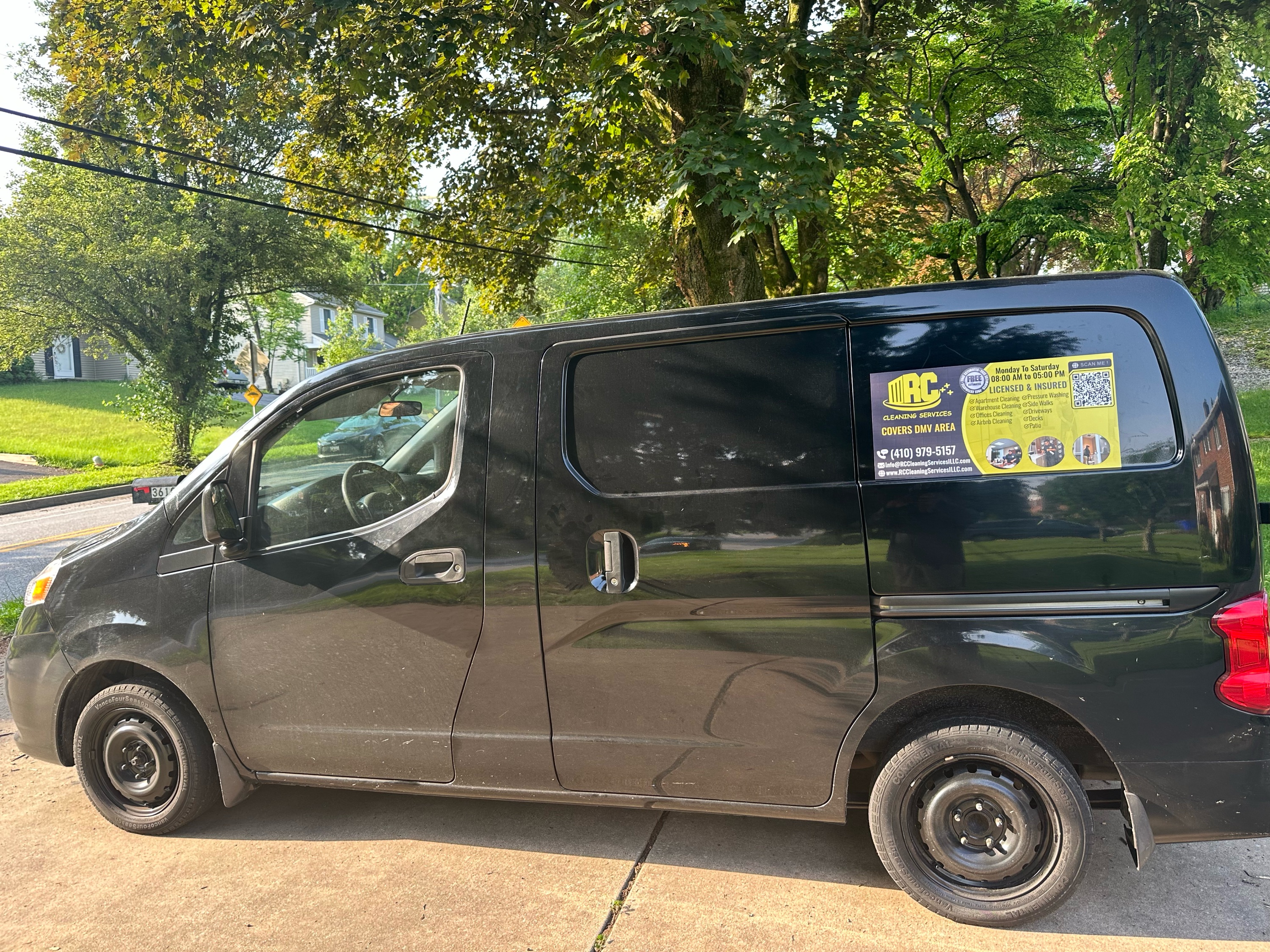 RC Cleaning Services I, LLC Logo
