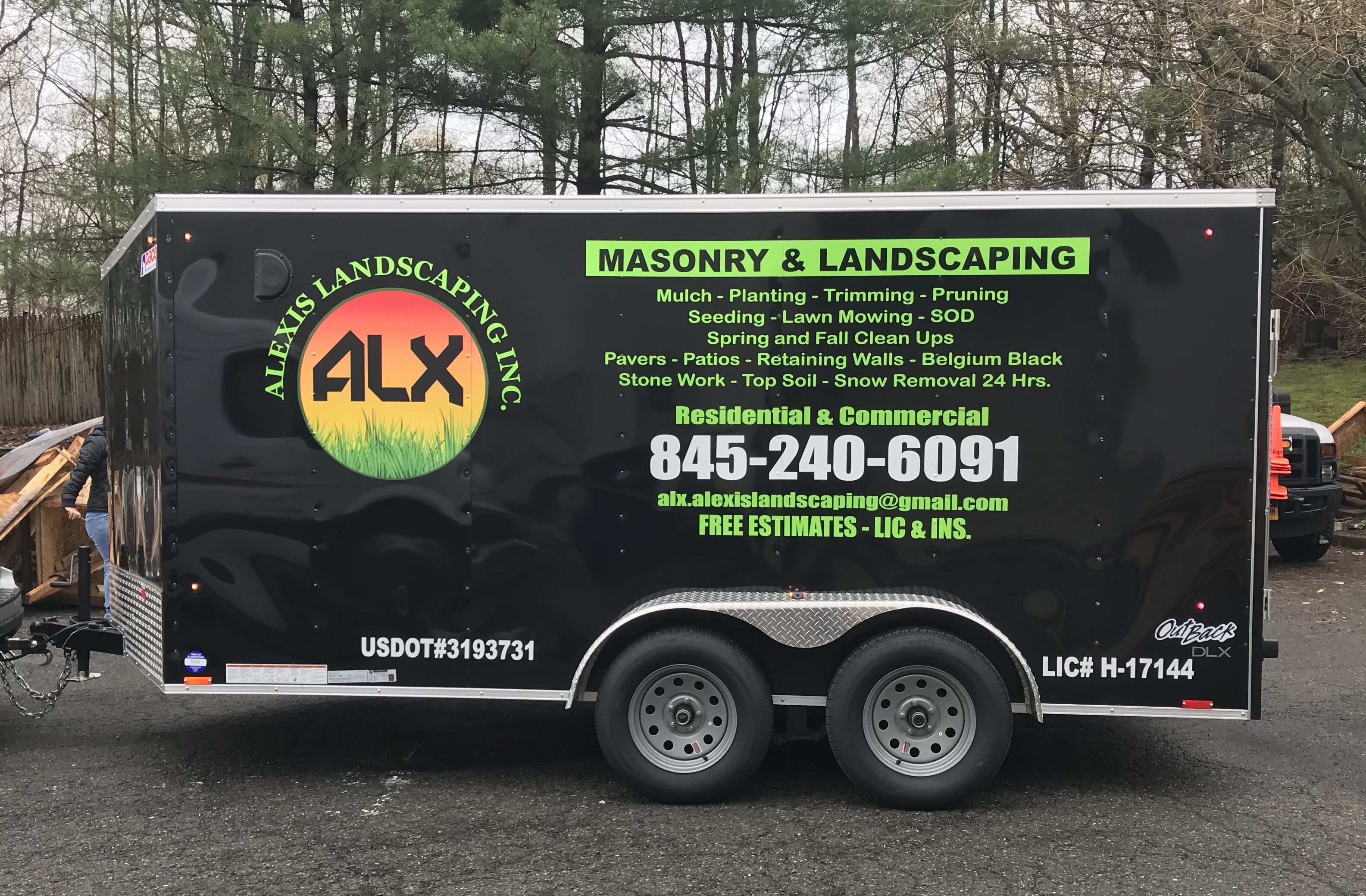 Alx Alexis Landscaping, Inc. Logo