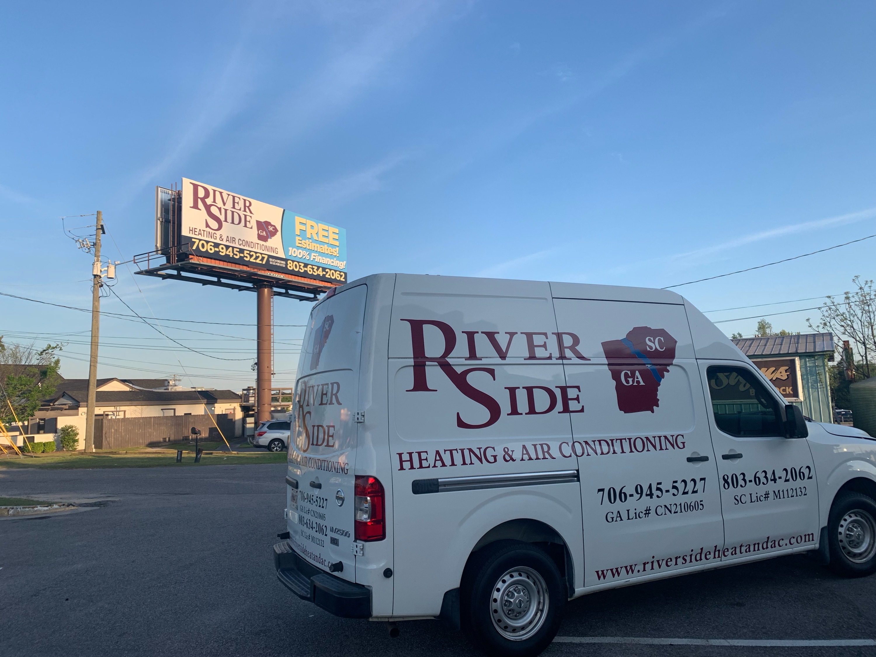 Riverside Heating & Air Conditioning, LLC Logo