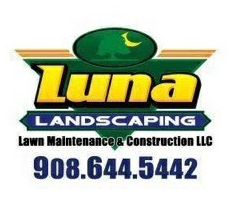 Luna Landscaping & Construction Logo