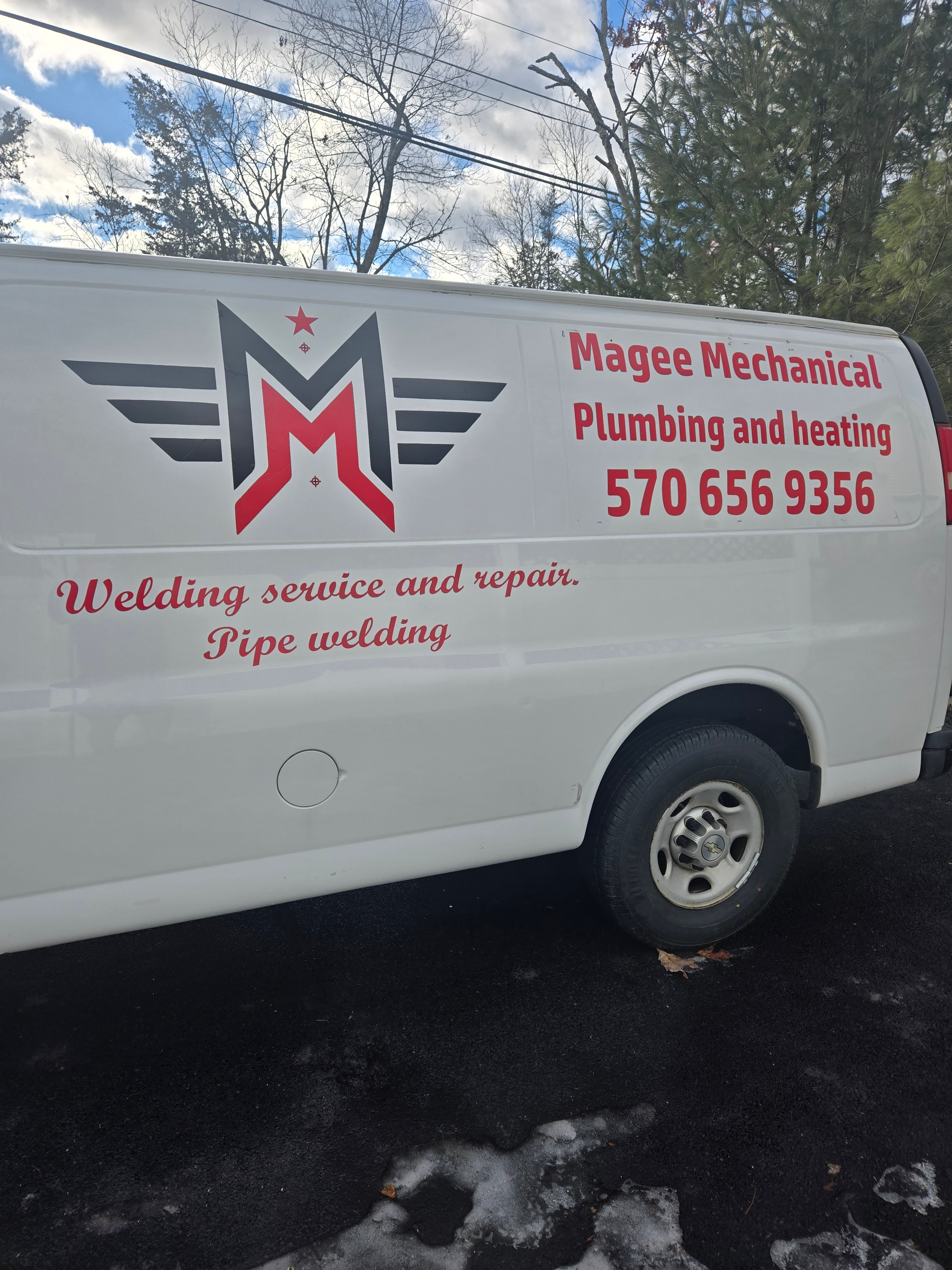 Magee Mechanical Logo