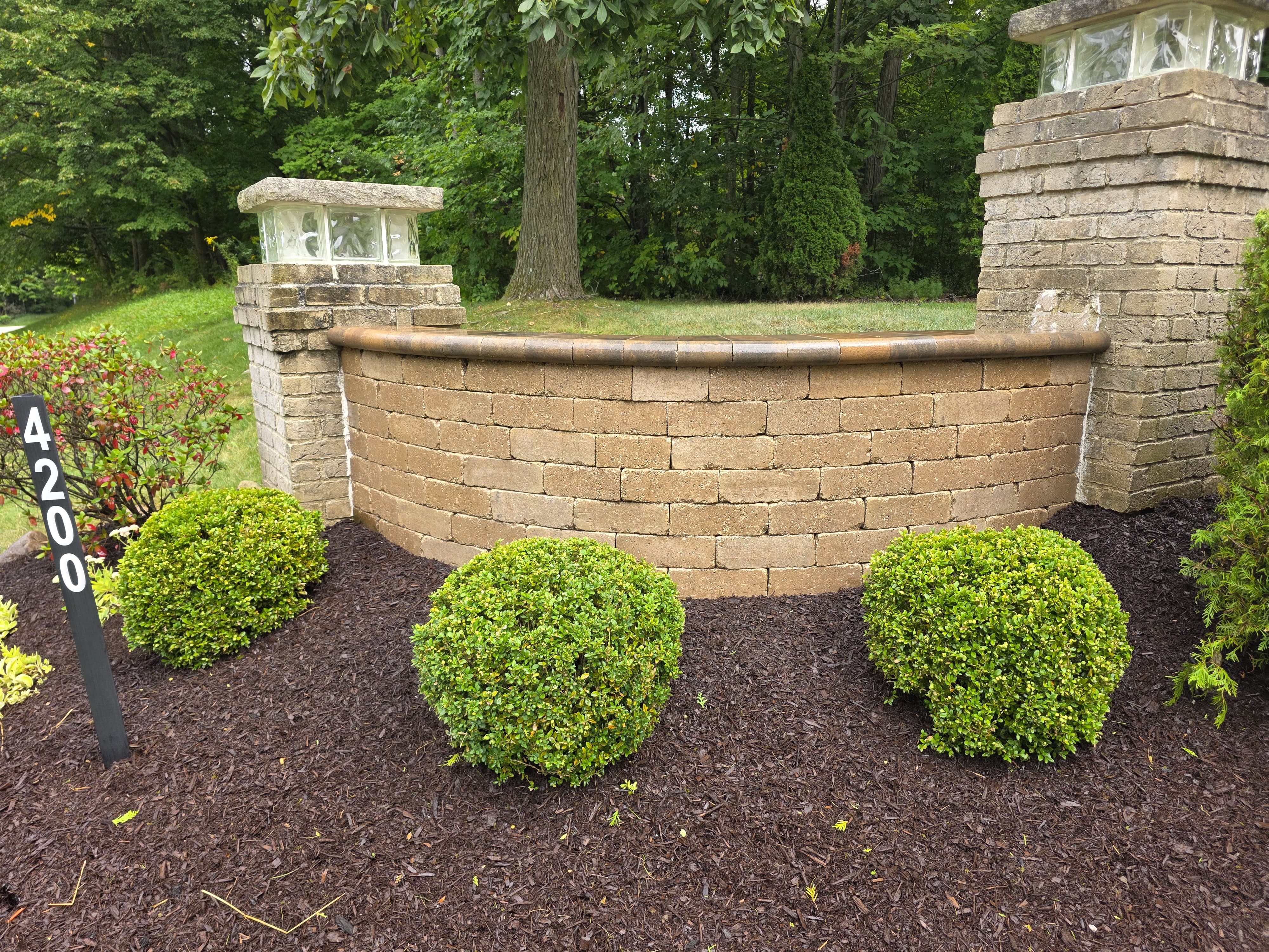 Albert Landscaping Logo