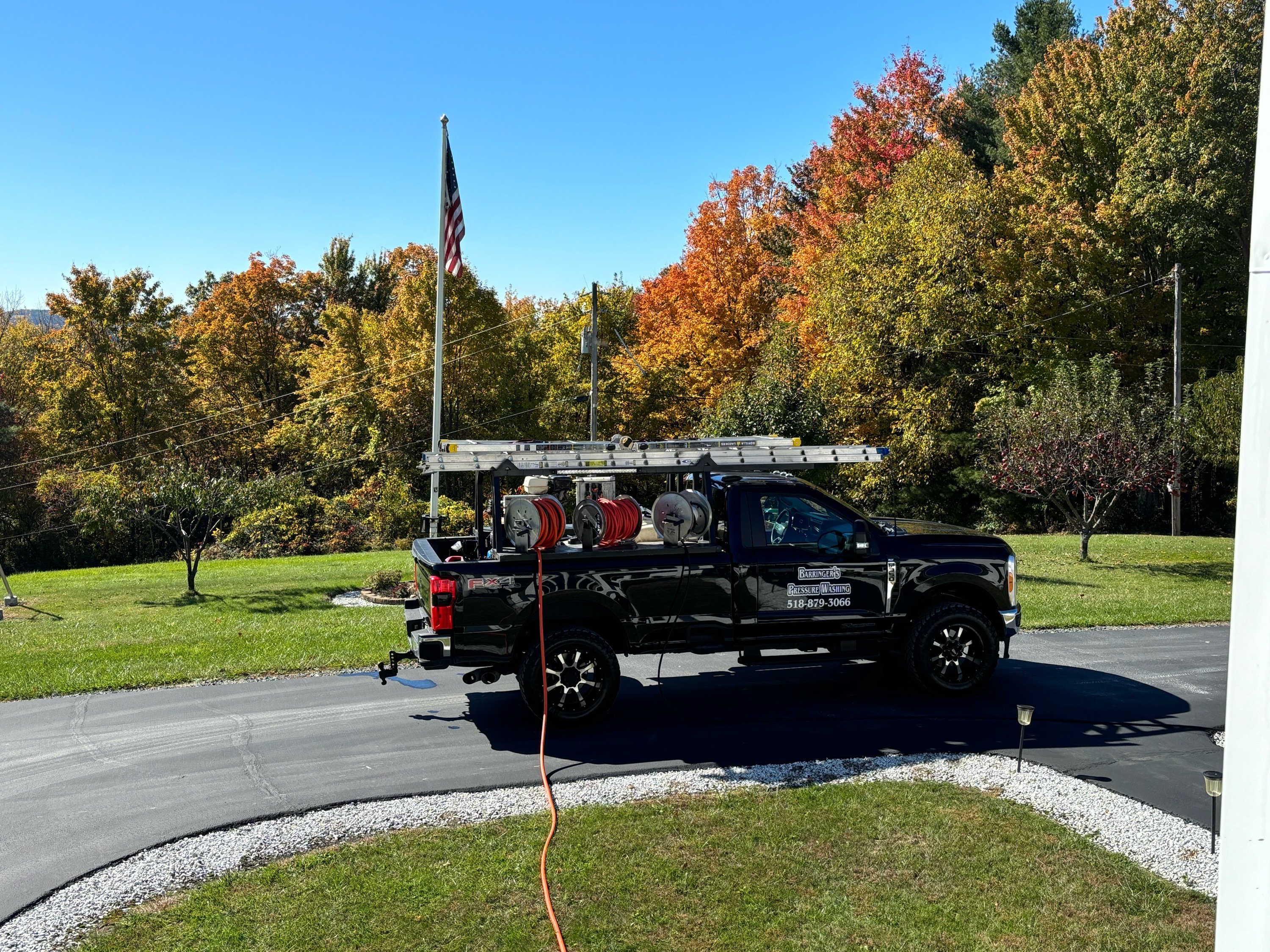 Barringer's Pressure Washing, LLC Logo