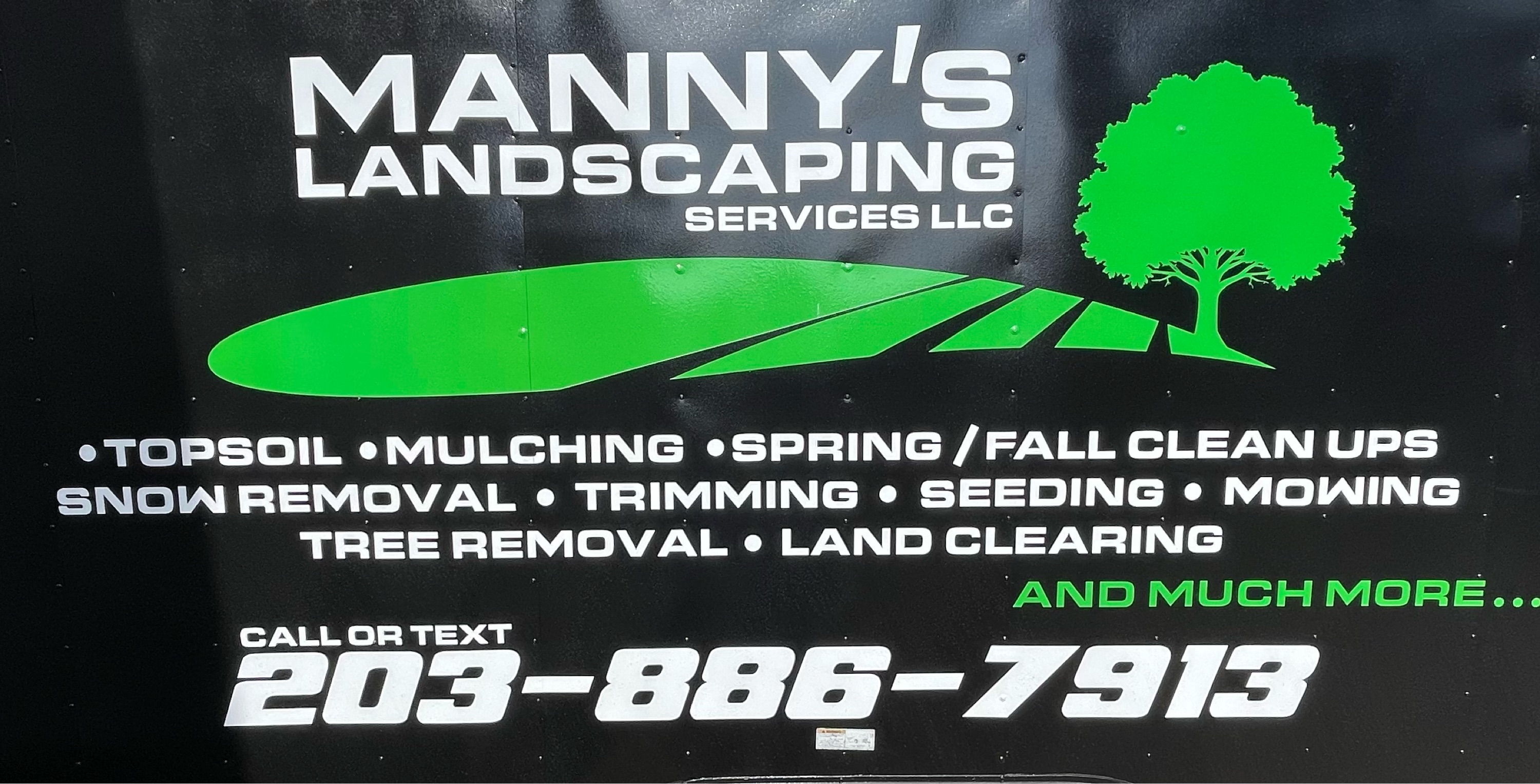 Manny's Landscaping Services, LLC Logo