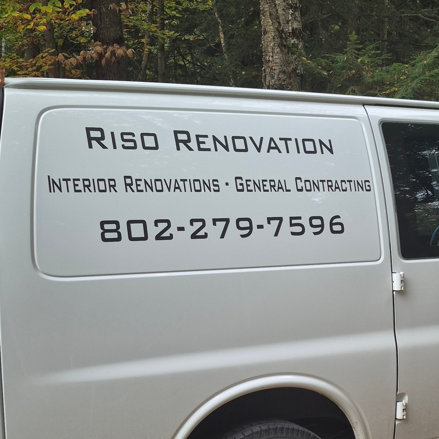 Riso Renovation Logo