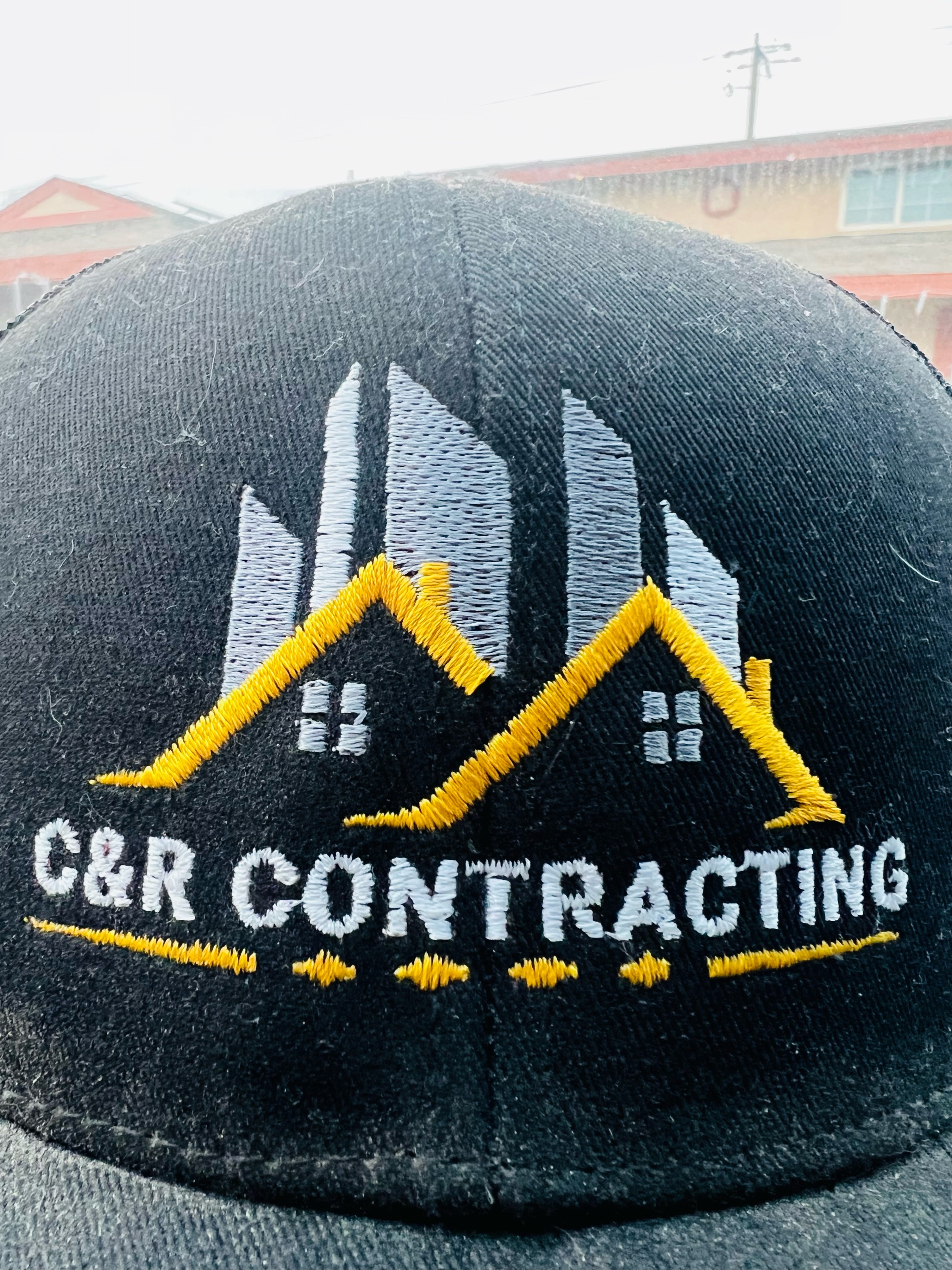 C & R Contracting, LLC Logo