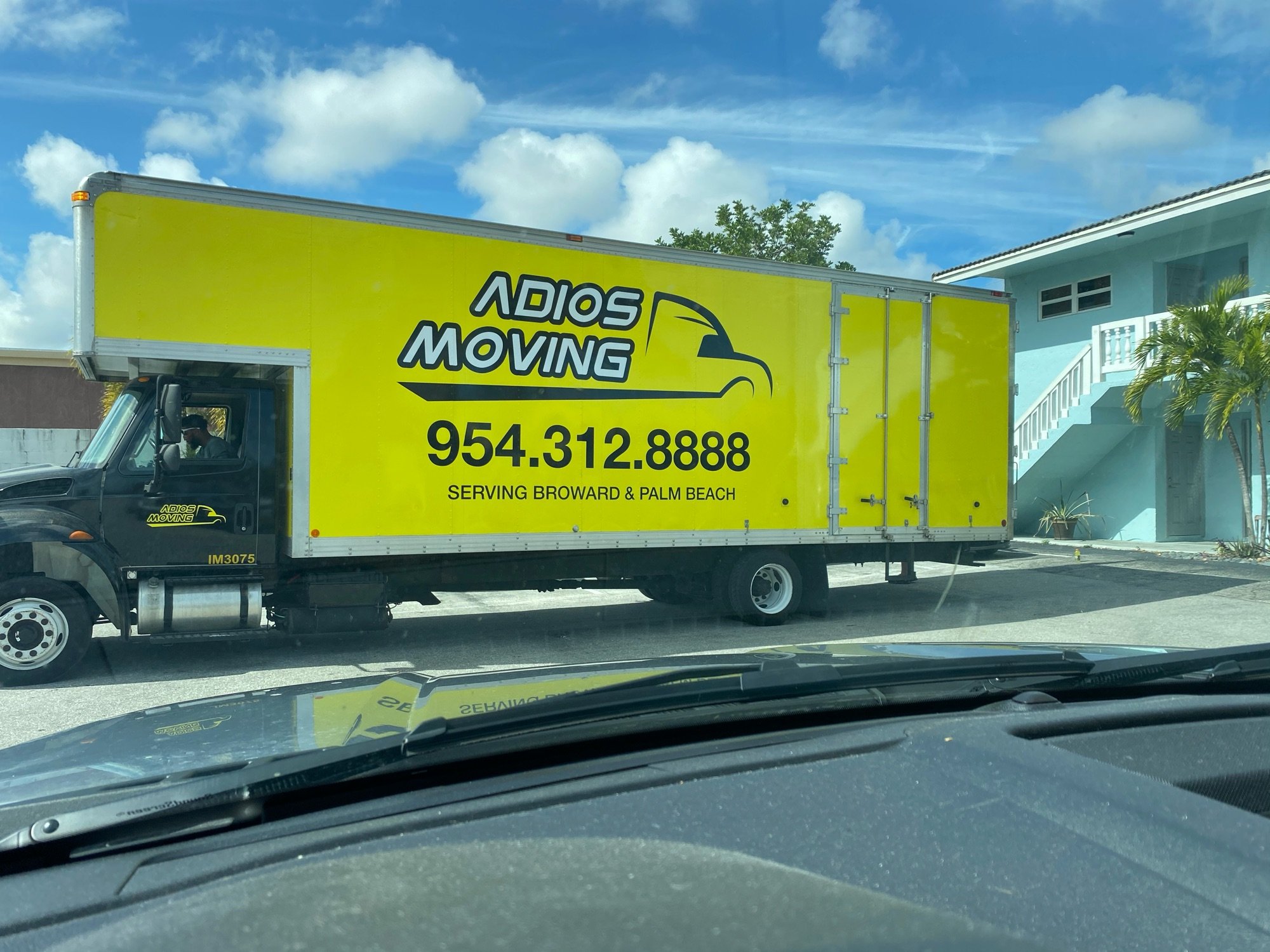 Adios Moving, LLC Logo