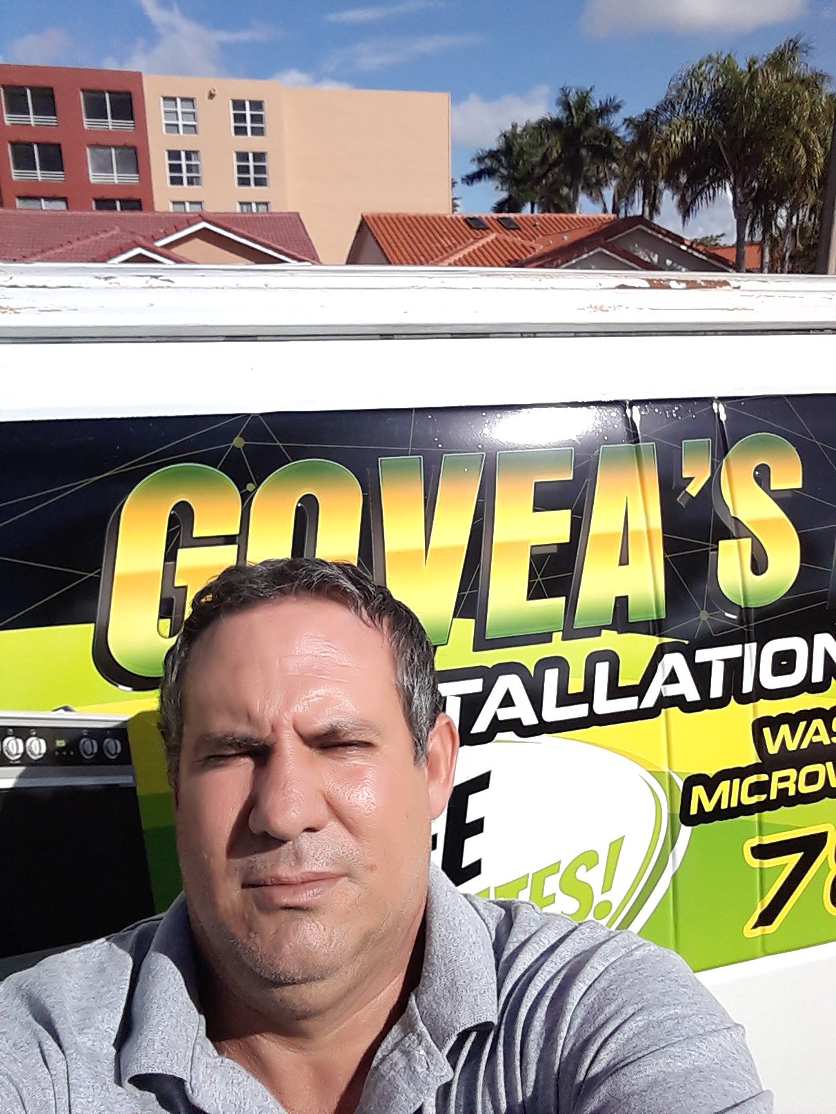 Govea's Appliances Service Logo