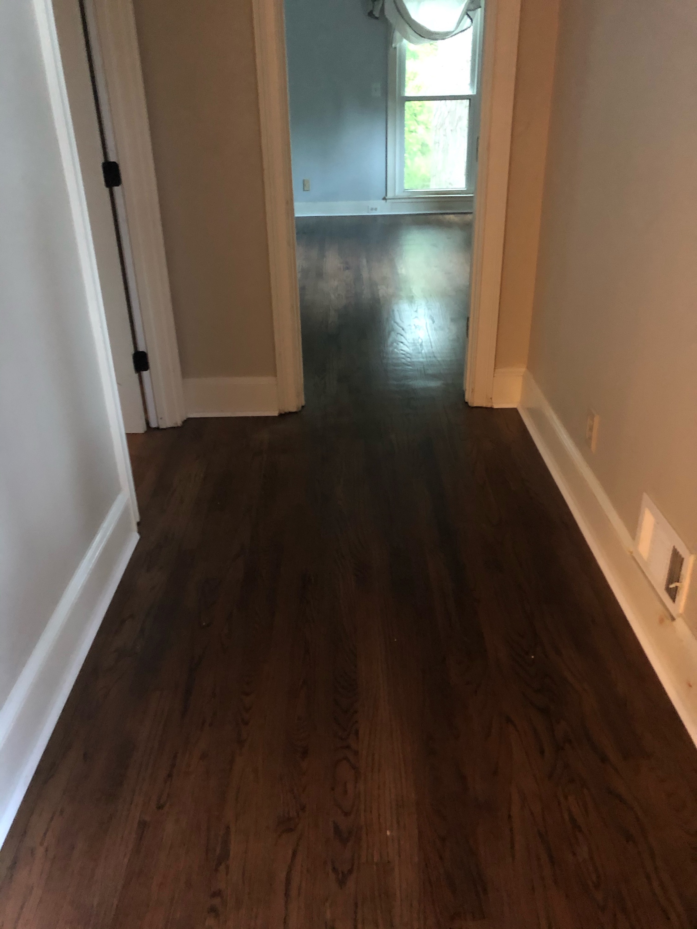 Beautiful Floors, LLC Logo